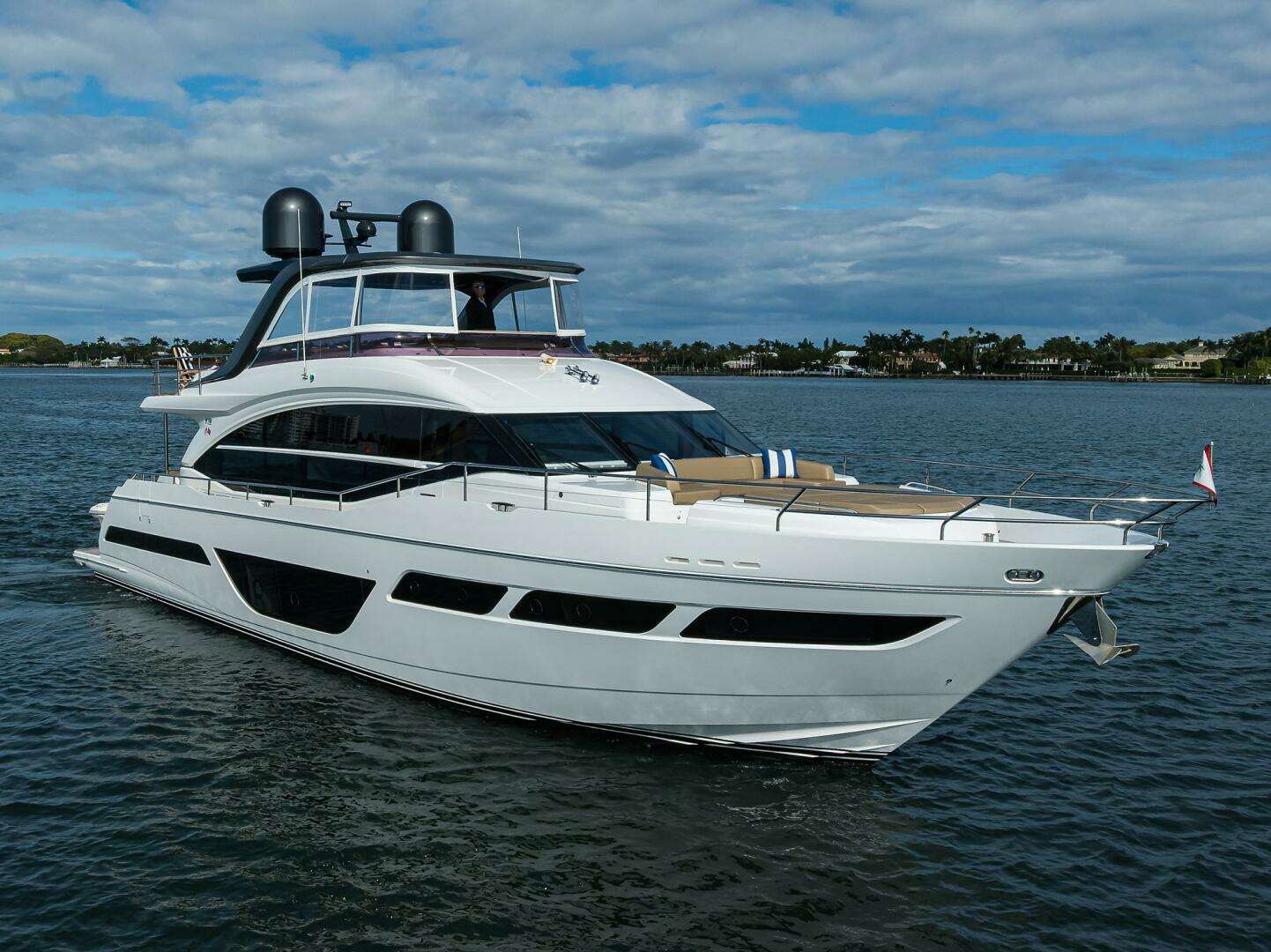 2021 Princess Y78 - Image 77