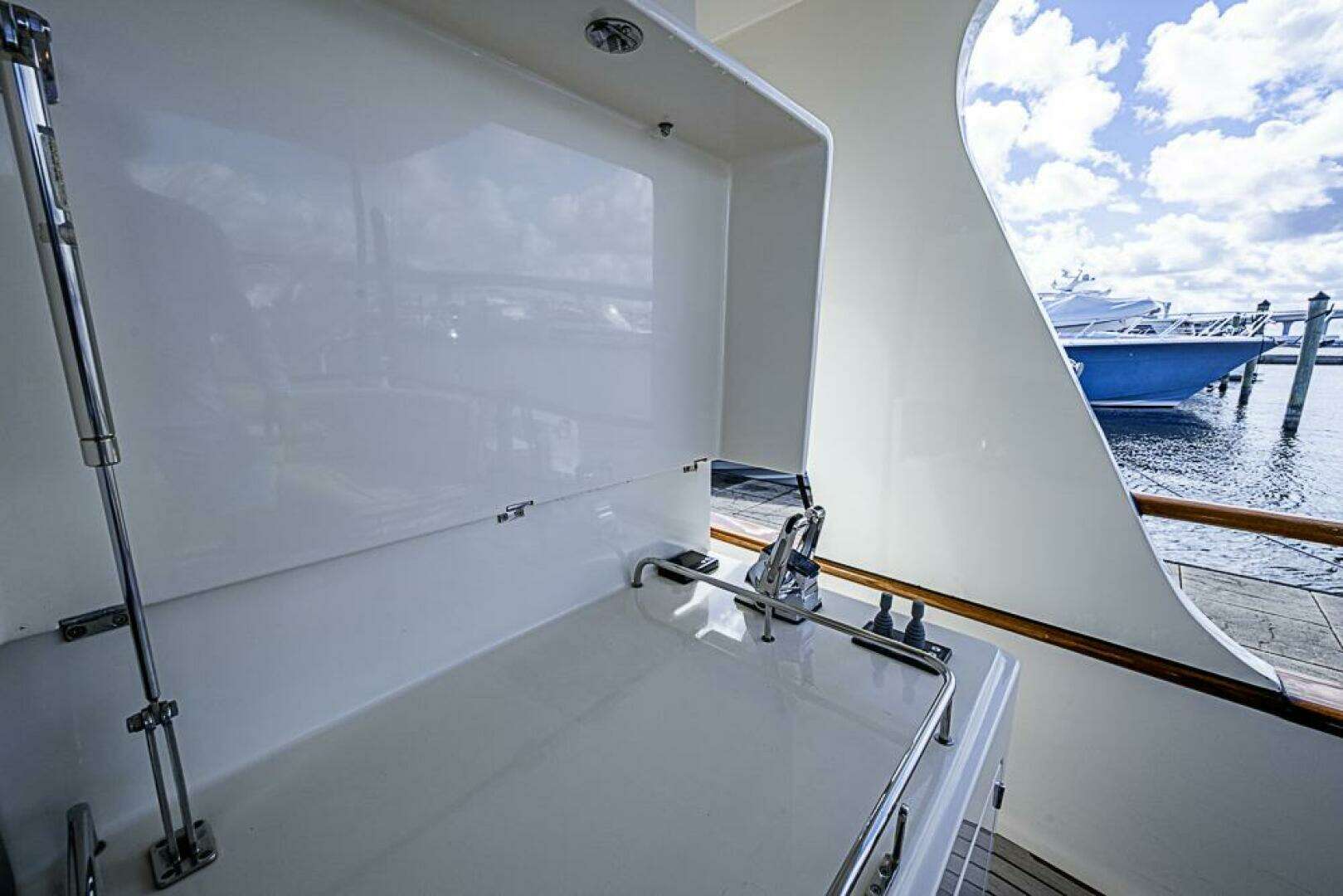 2014 Marlow Explorer 66E - Image 9