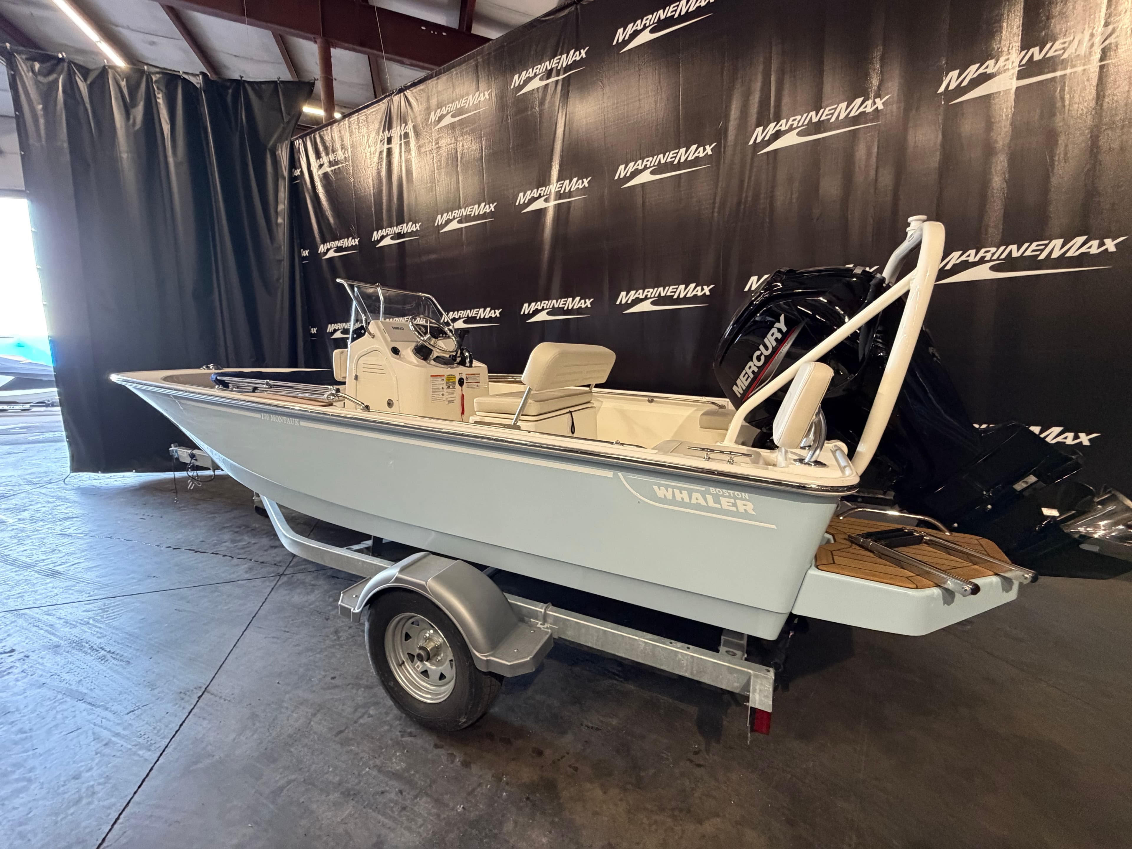 2026 Boston Whaler 170 Montauk - 5