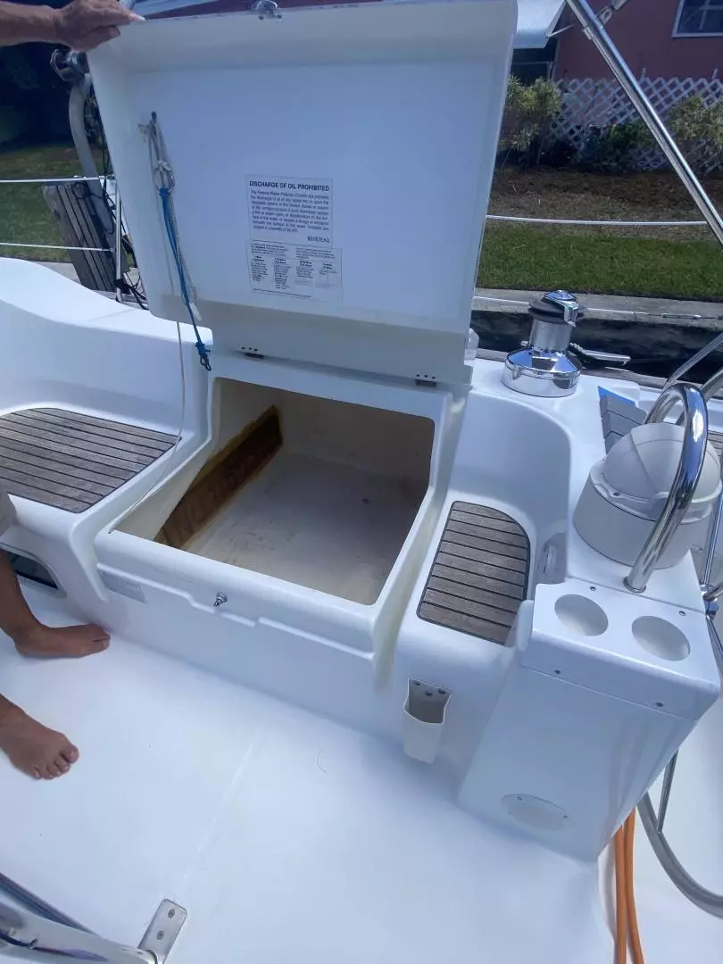 2004 Beneteau 473 - Image 16