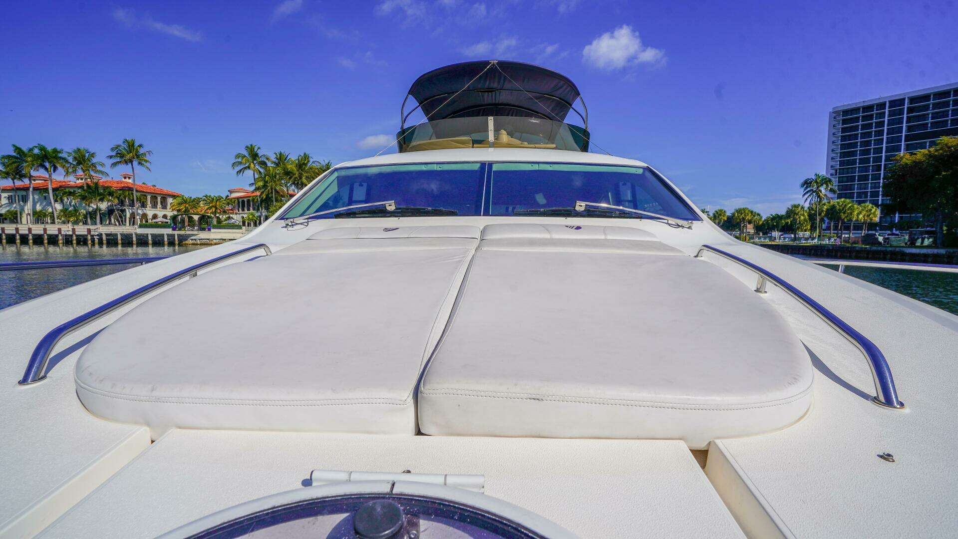 2009 Fairline — - Image 42