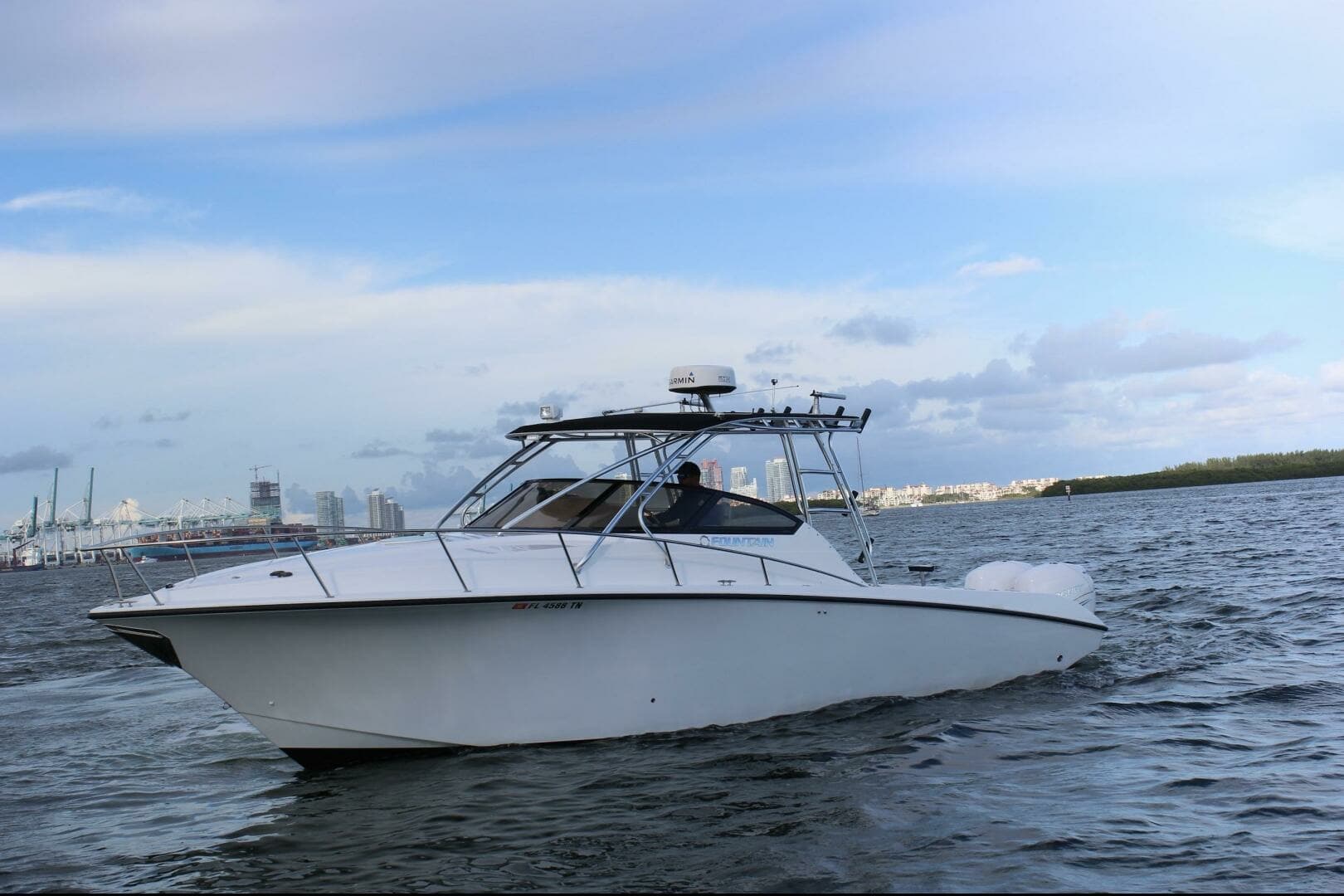 2007 Fountain 33 Sportfish Cruiser - Image 3