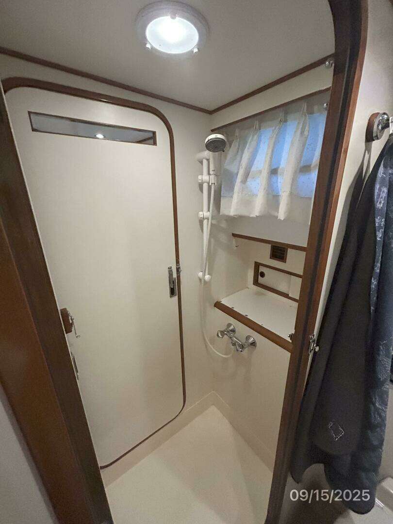 2000 Ocean Alexander 450 Classico - Image 58