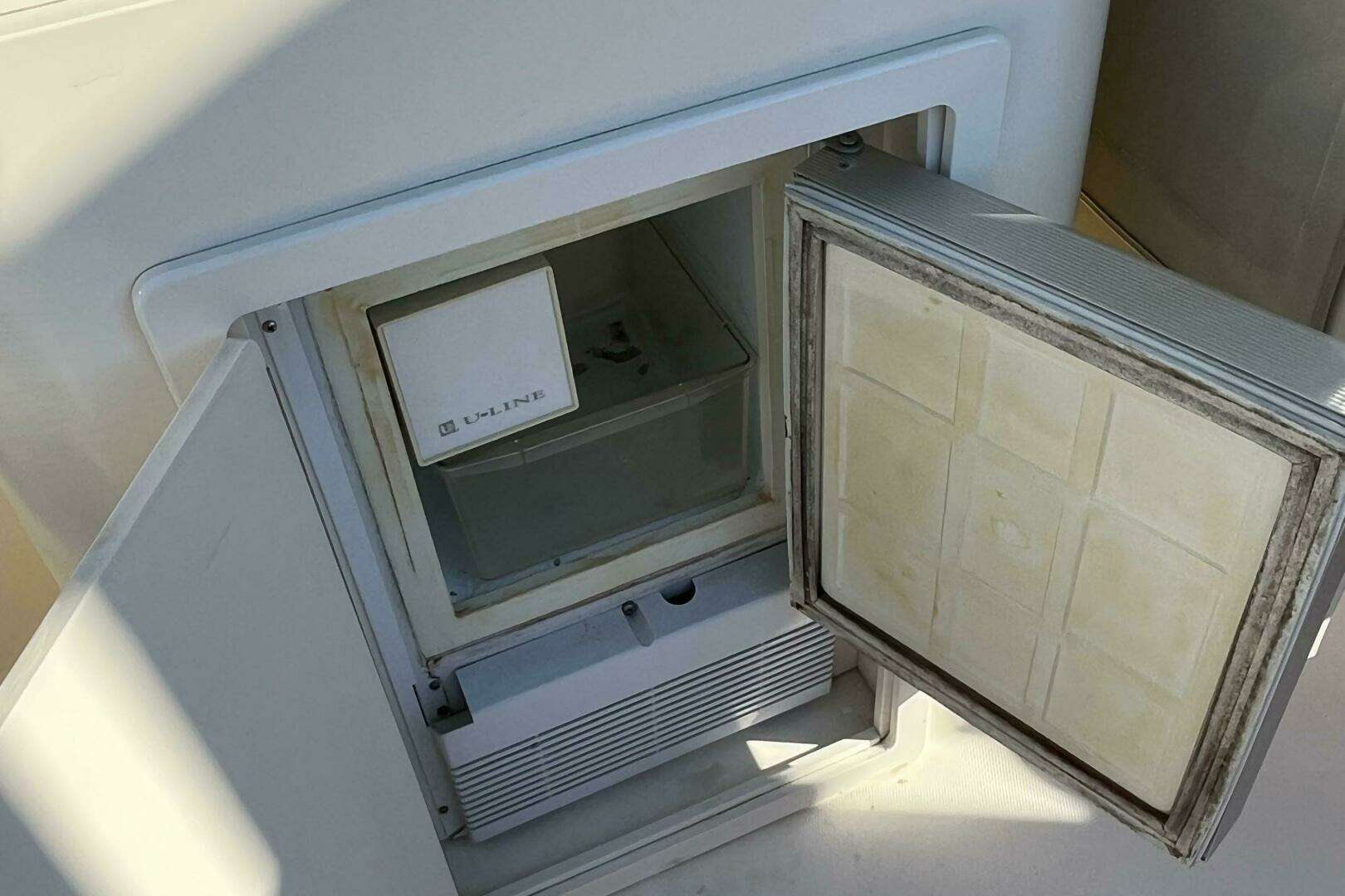 2006 Sabreline 36 Flybridge - Image 17