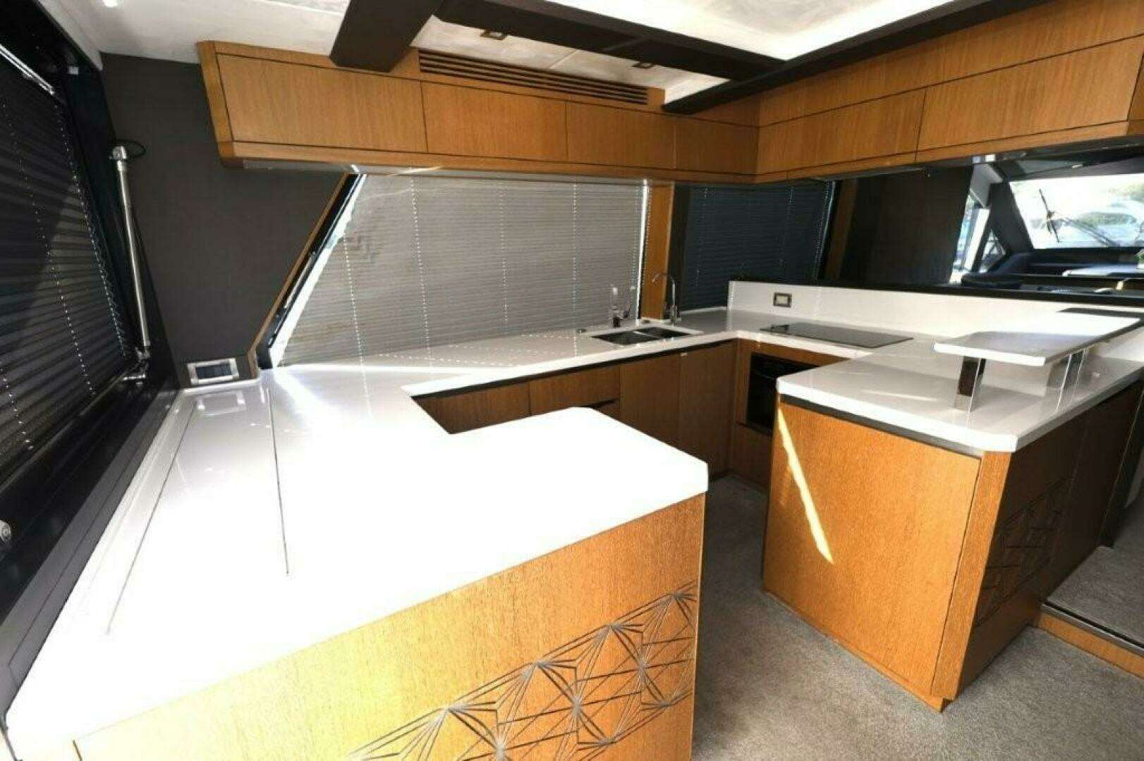 2019 Galeon 650 Sky - Image 27