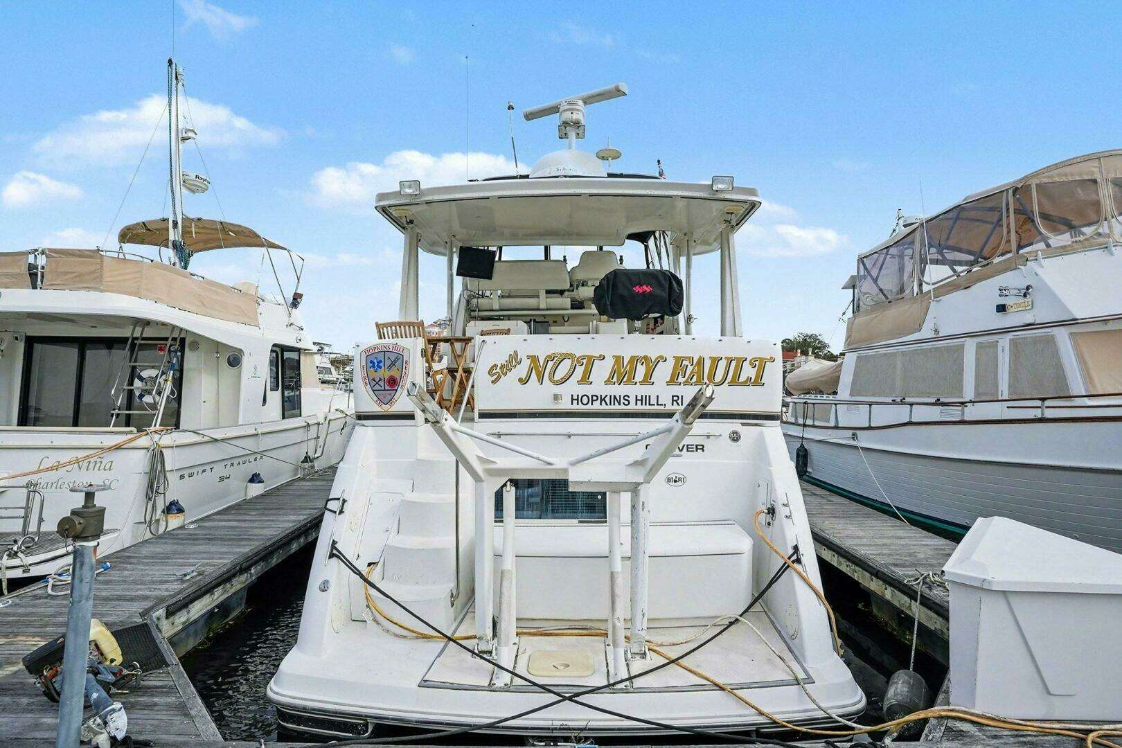 2001 Carver 356 - Image 2