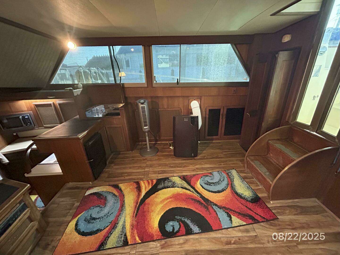 1984 Viking 44 - Image 33