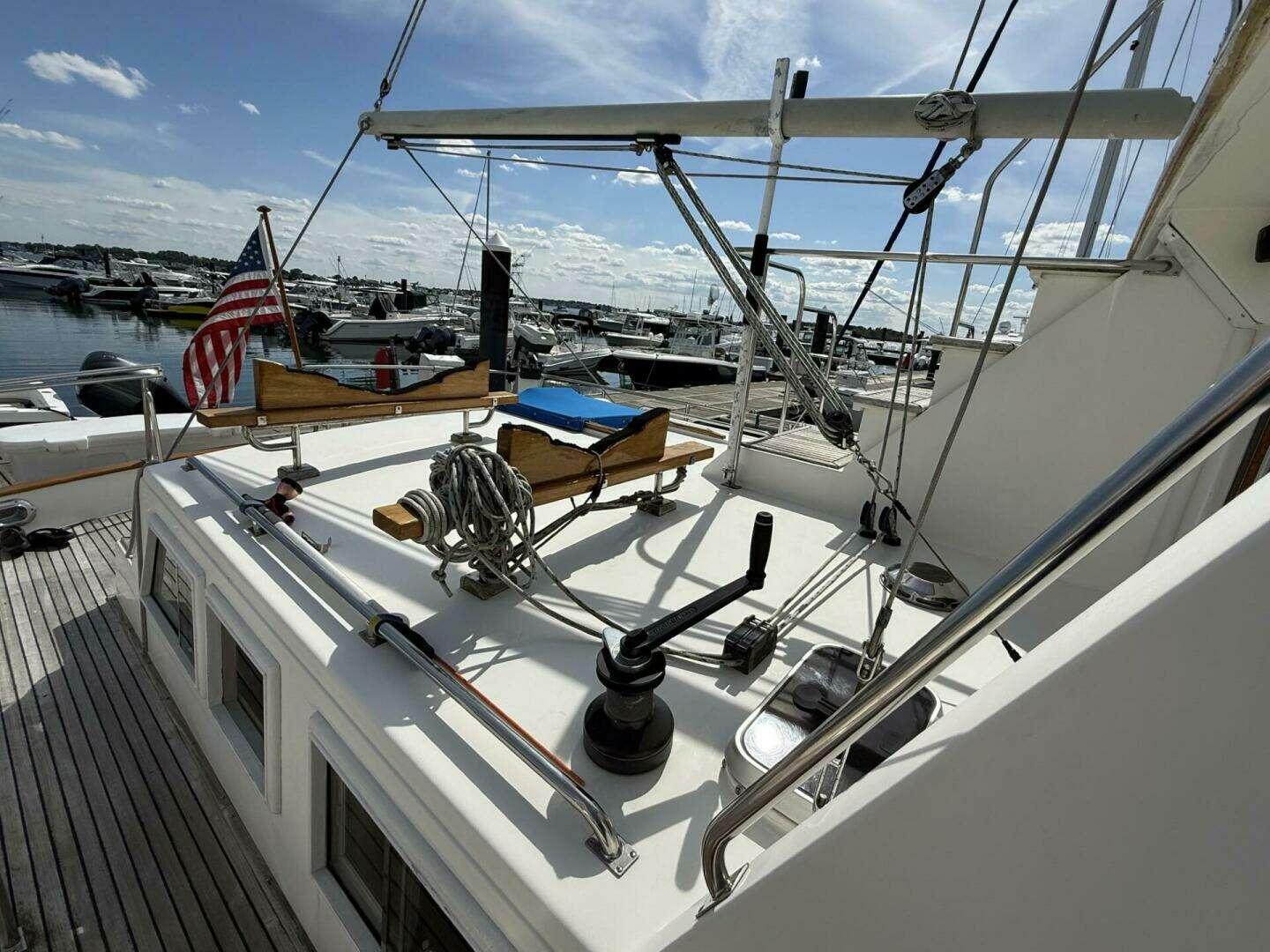 1999 Grand Banks 42 Classic - Image 21