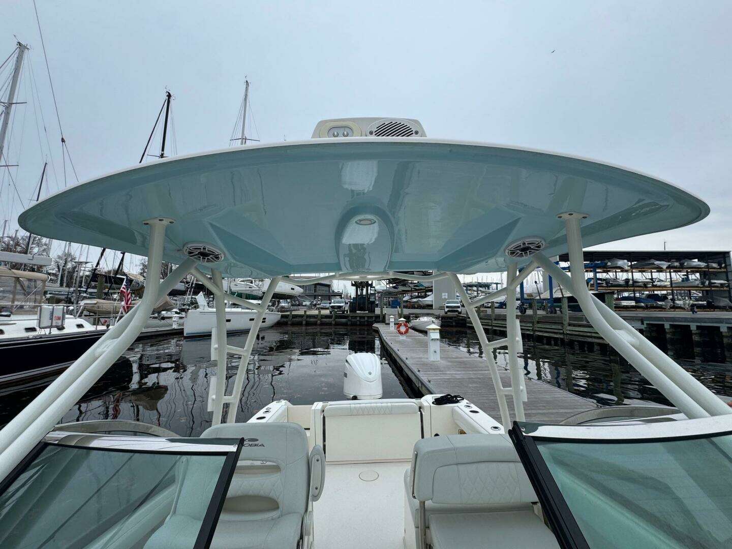 2024 Cobia 240 DC - Image 8