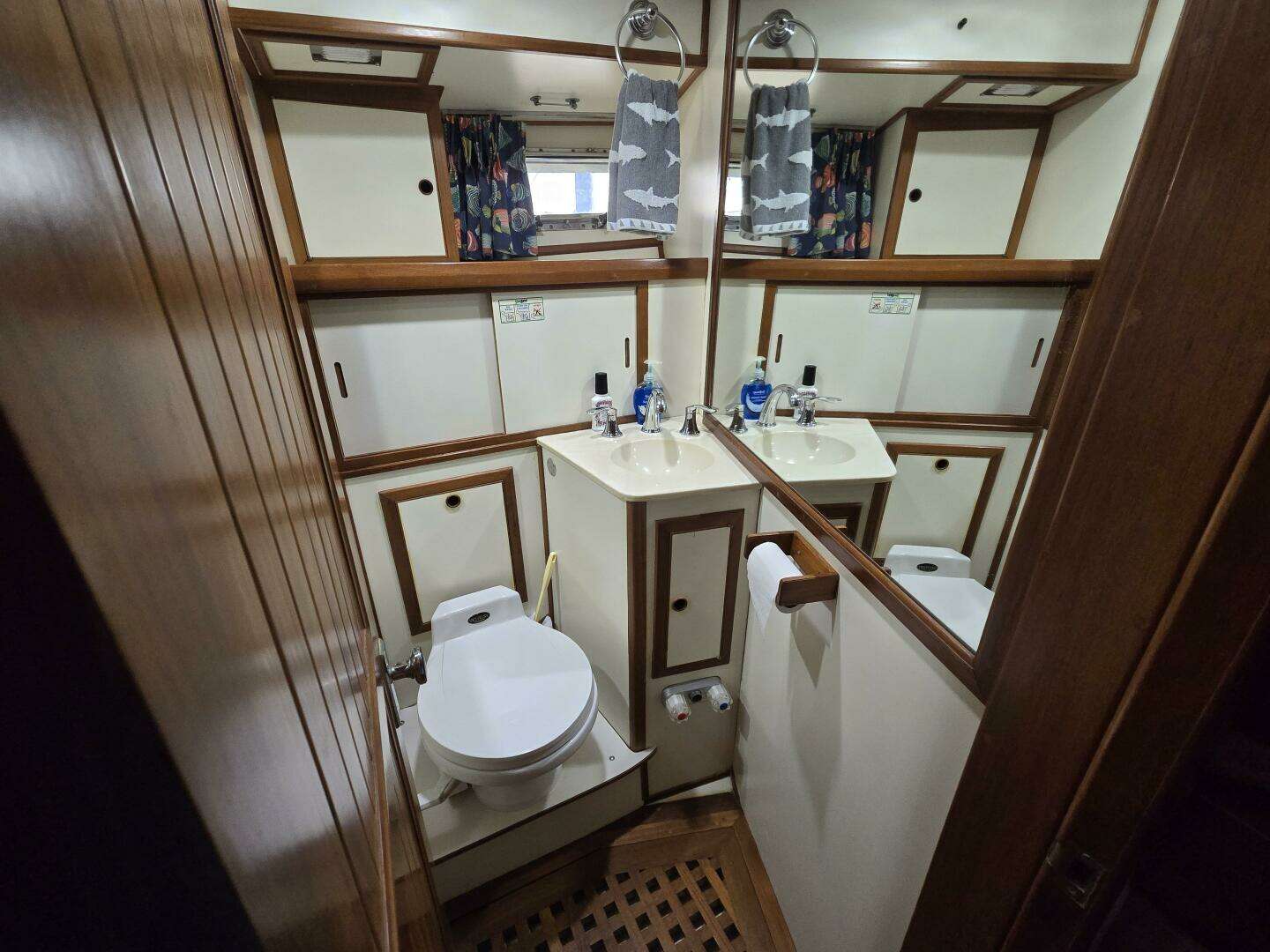 1987 Nova Marine Moorea - Image 45