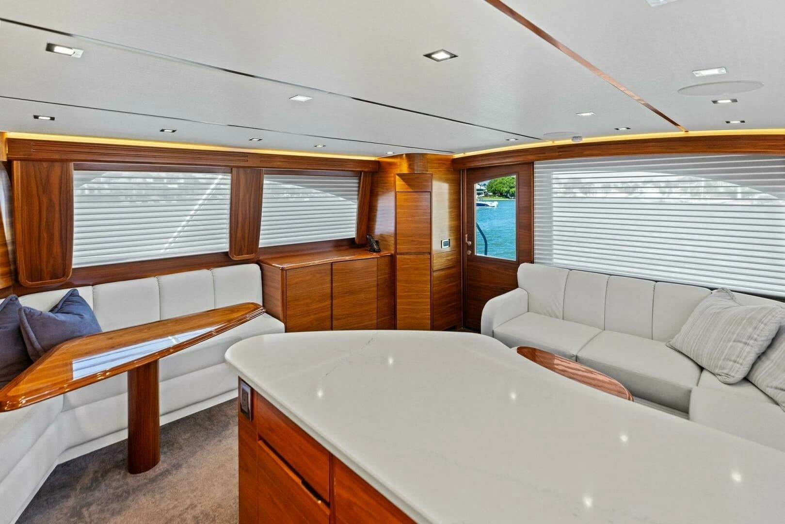 2023 Viking 54 Convertible - Image 11