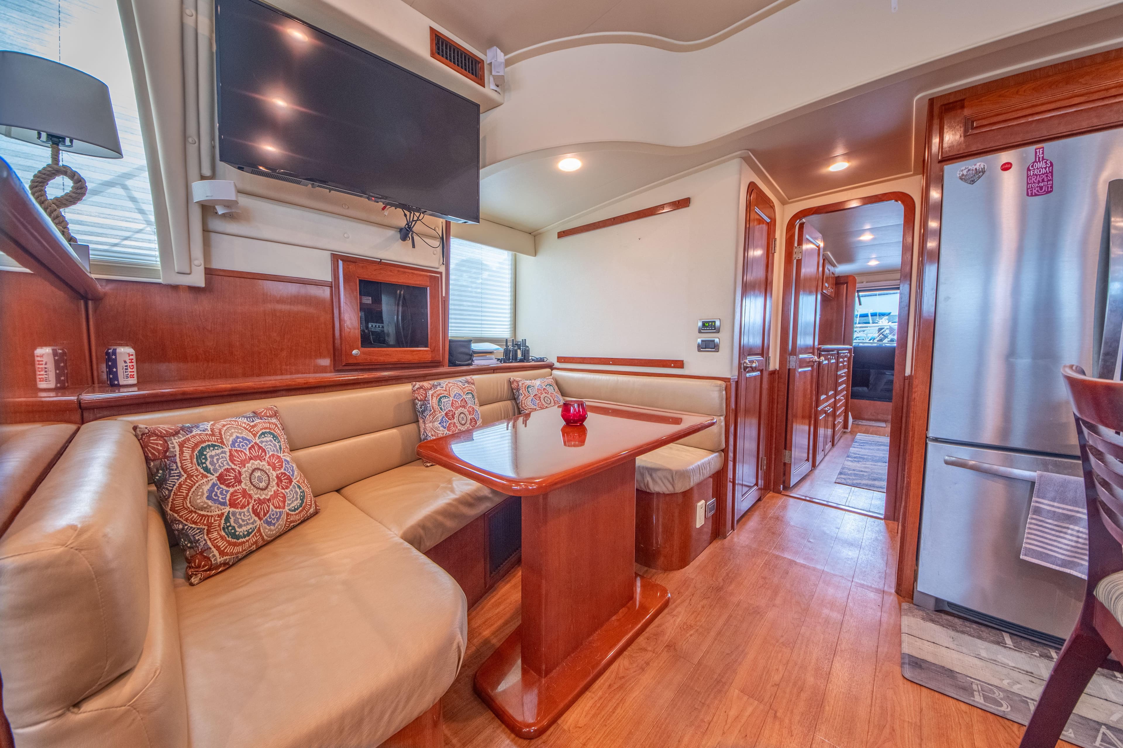 2009 Bluewater Yachts 65 Legacy - 43