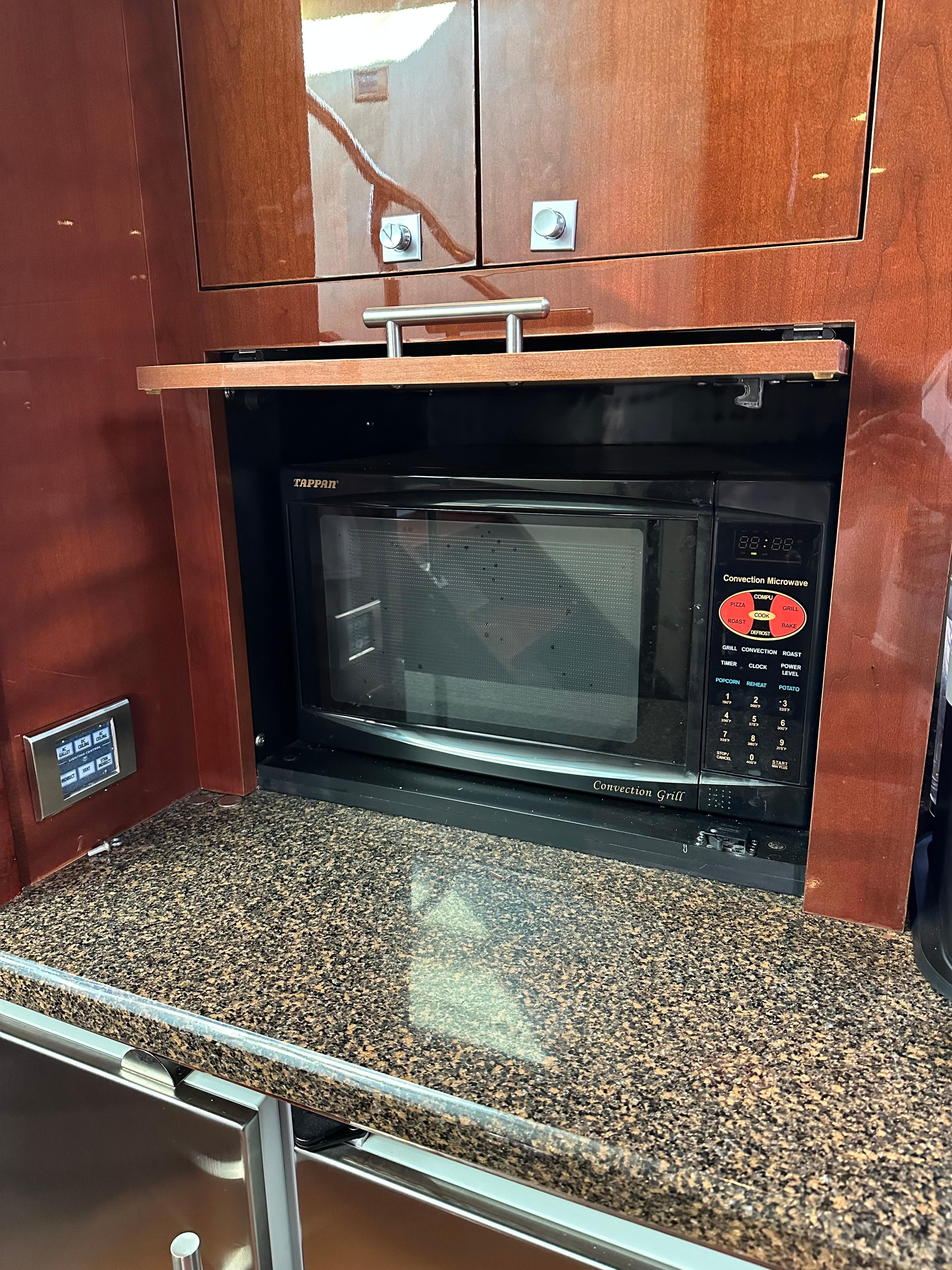 2009 Sea Ray 55 Sundancer - 36