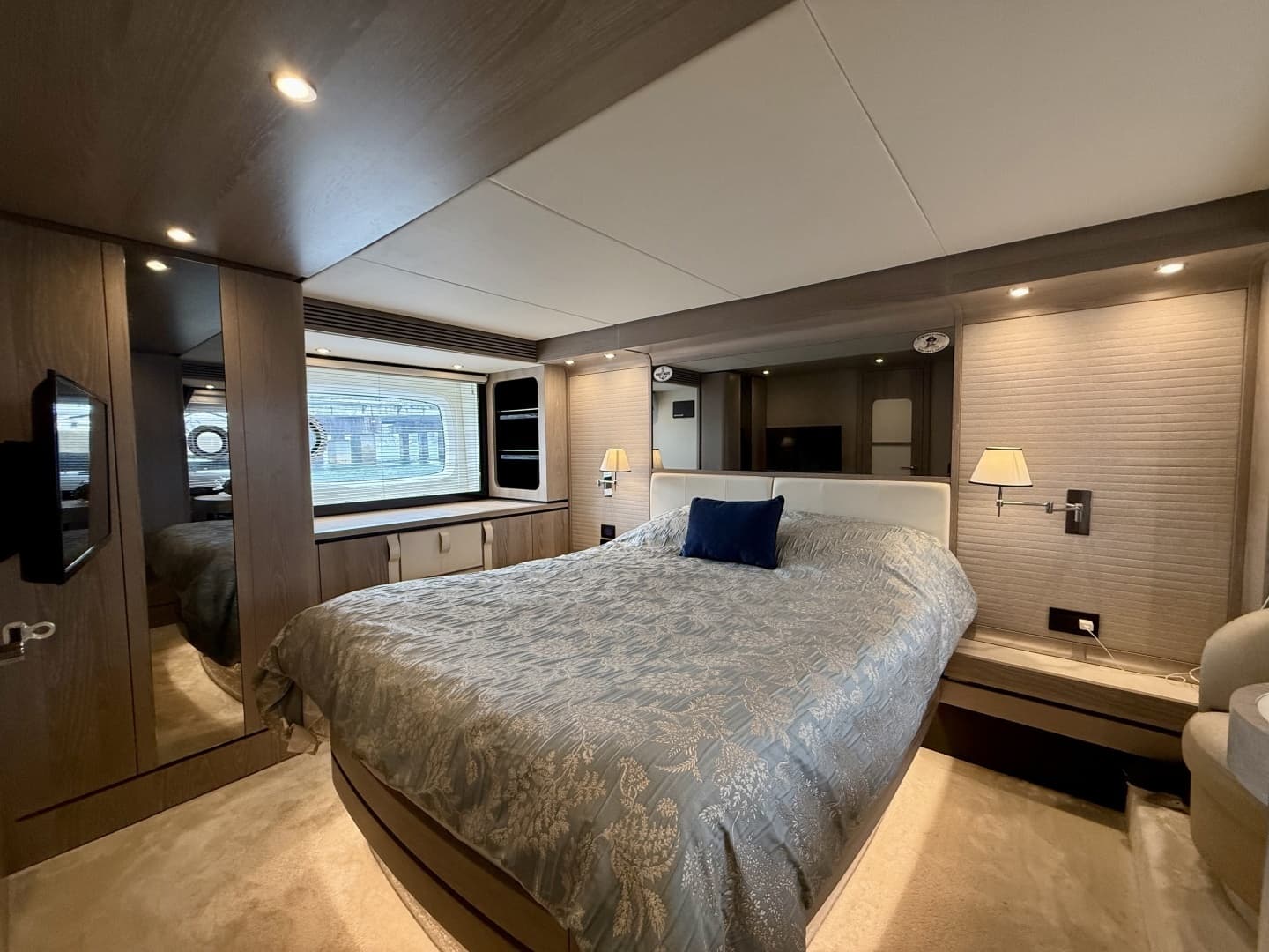 2020 Azimut Magellano 66 - Image 53