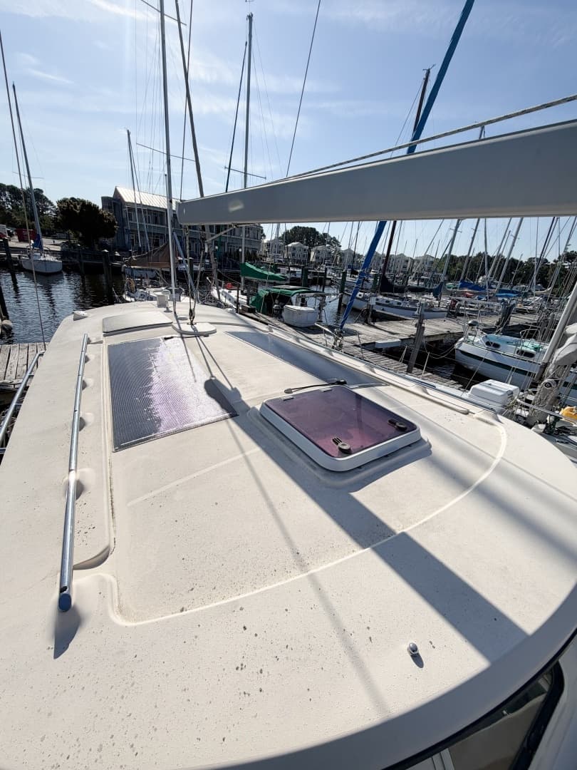 2007 Island Packet SP Cruiser - Image 24