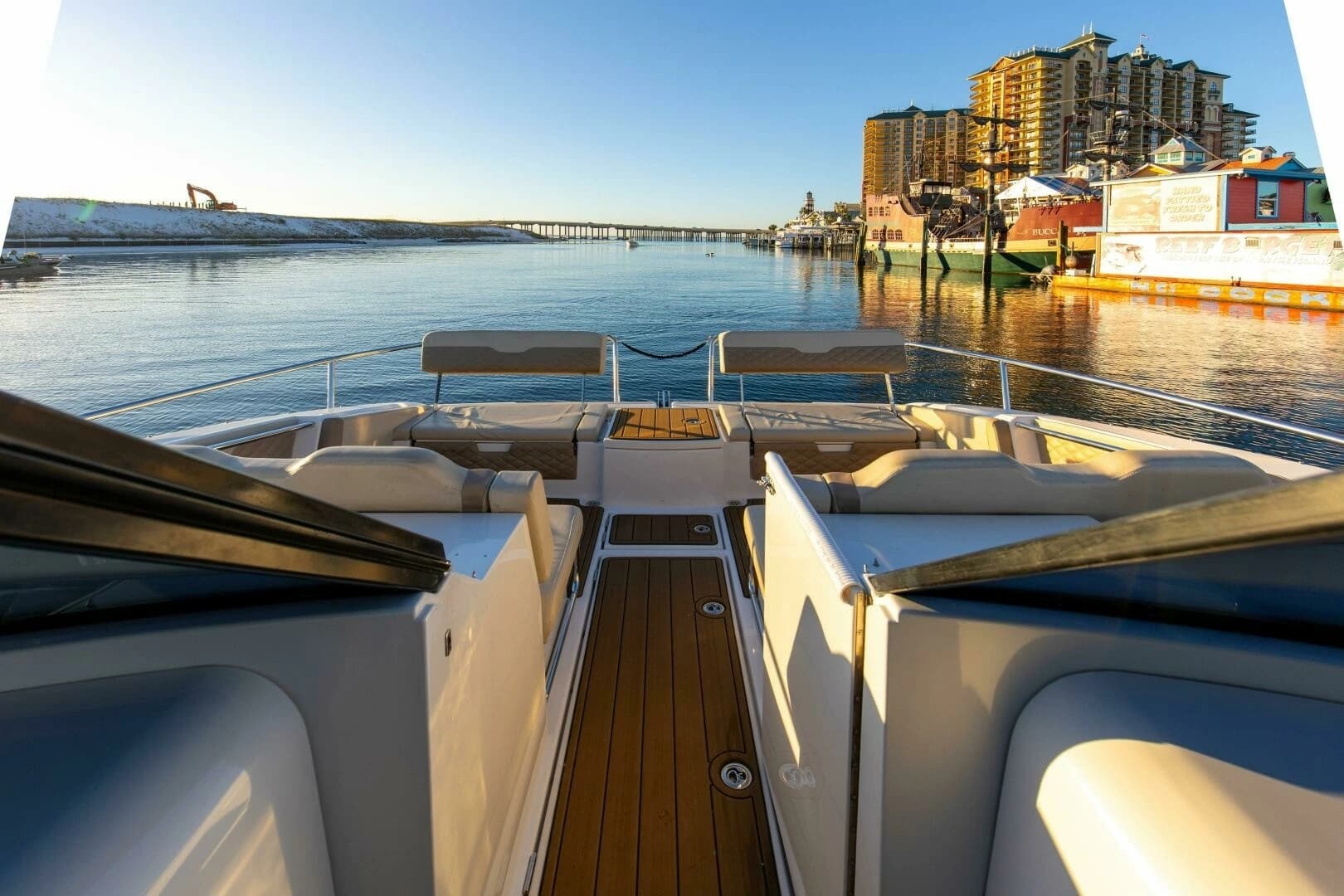 2018 Aquila 36 Power Cat - Image 14