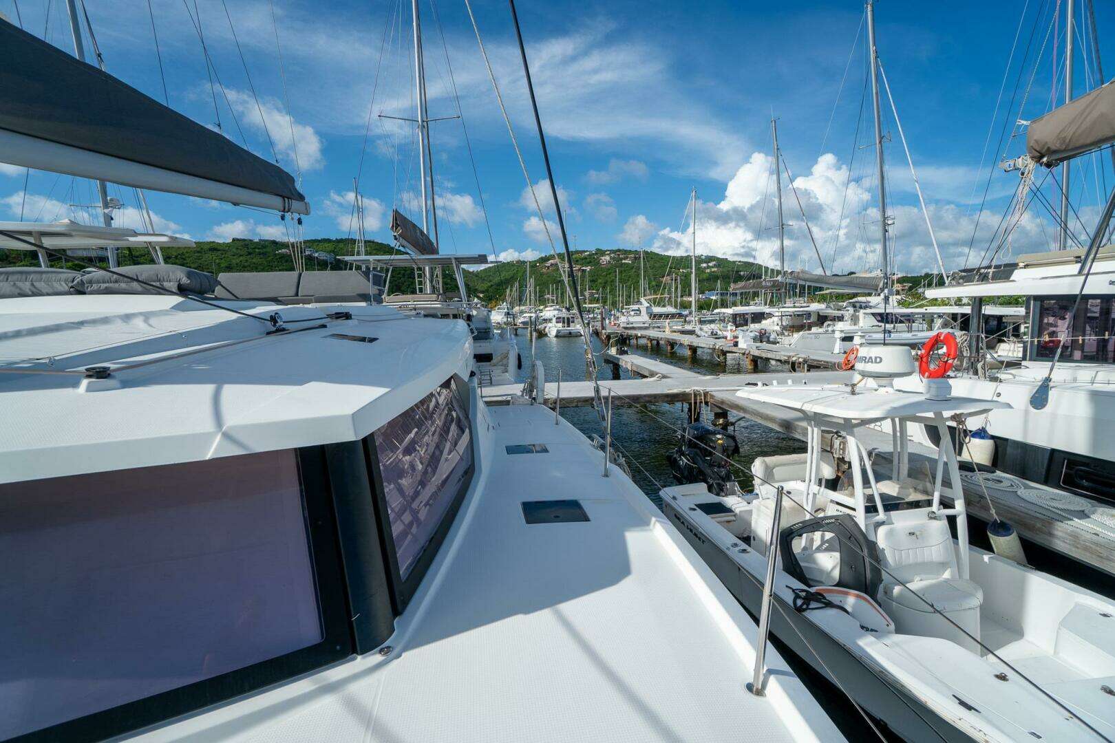 2020 Fountaine Pajot — - Image 6