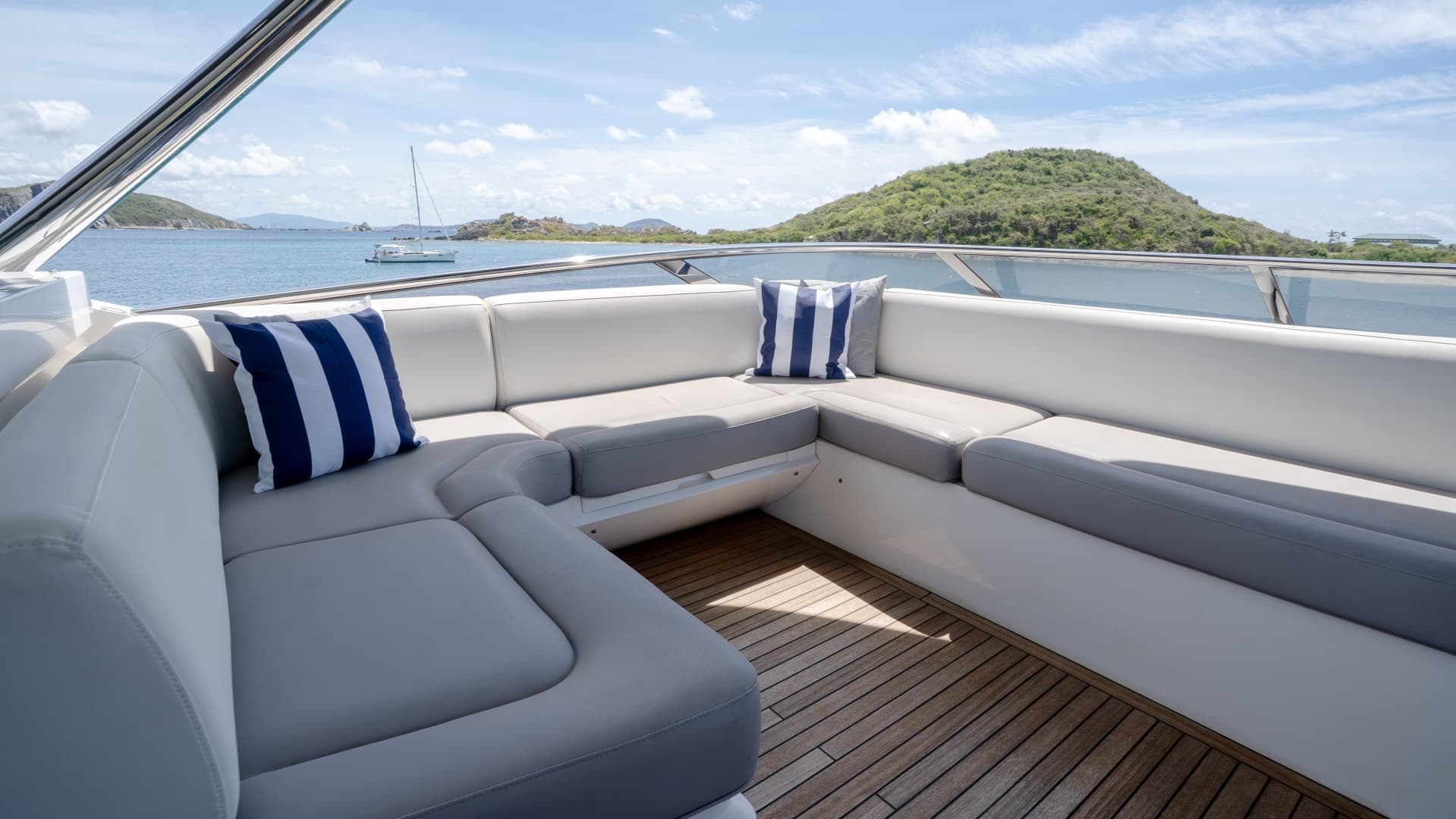 2017 Sunseeker 86 Yacht - Image 106