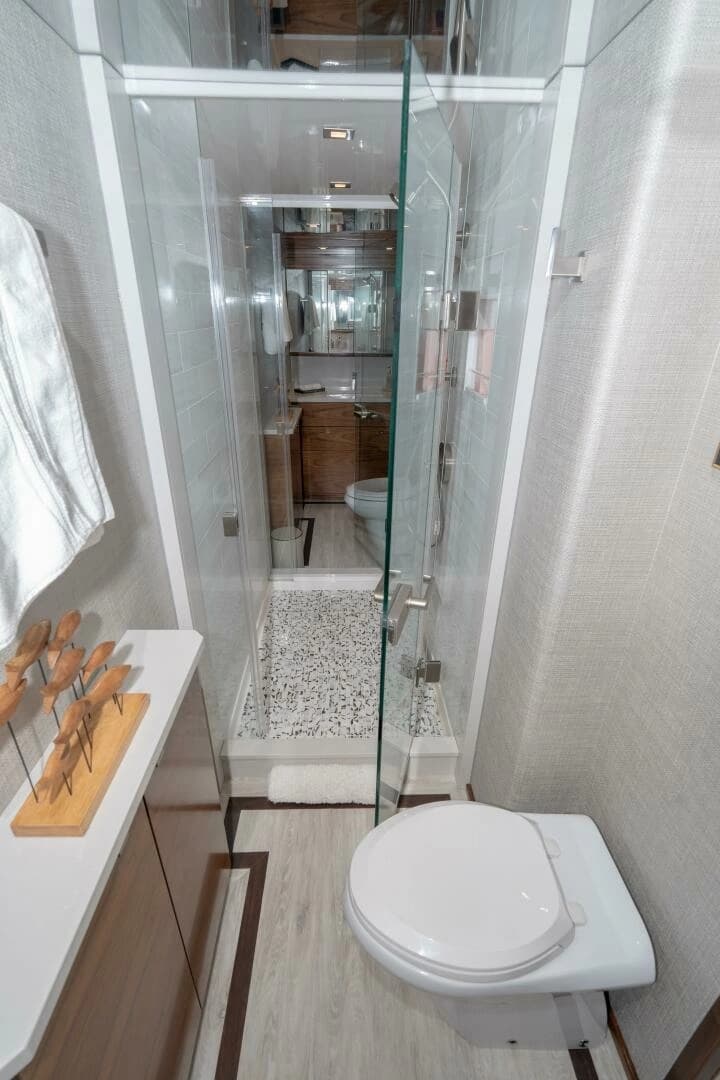 2025 Viking 90C - Image 39