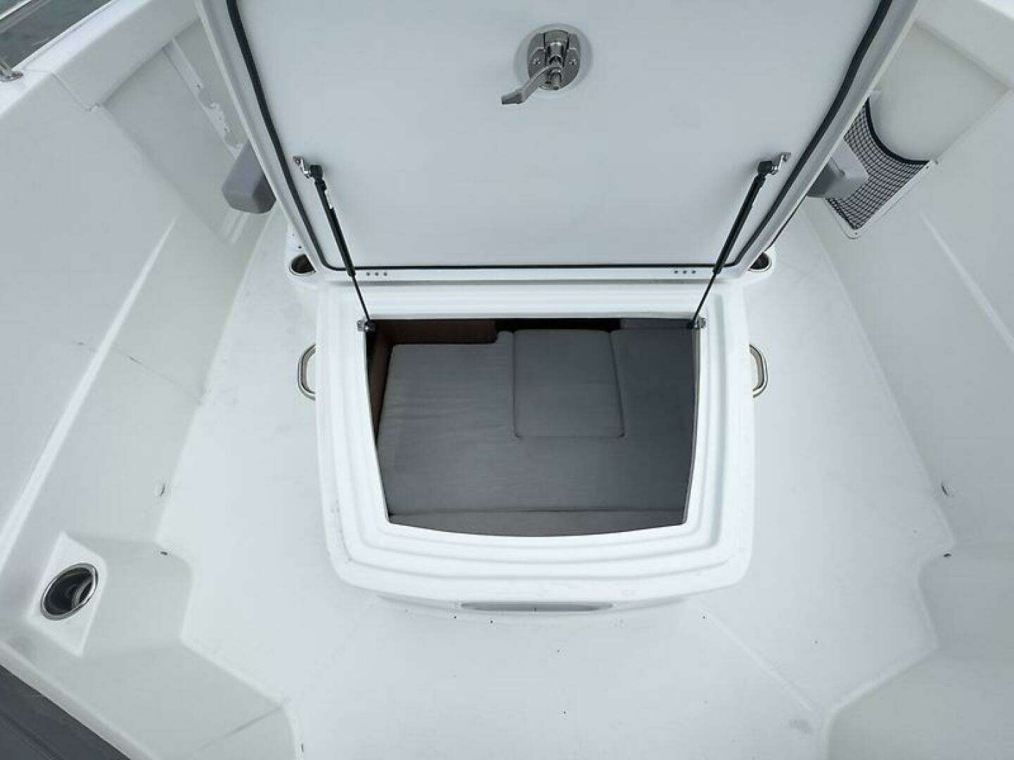 2023 Jeanneau 9.0 CC - Image 29