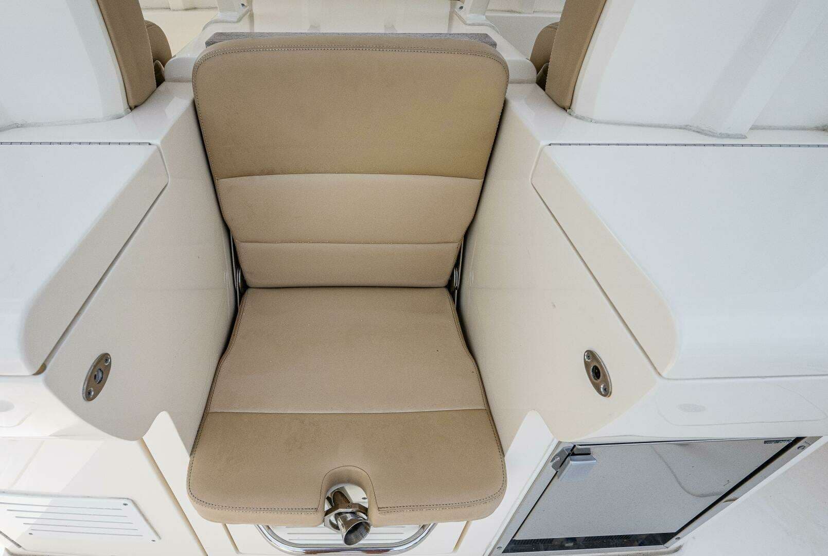 2019 Scout 420 LXF - Image 15