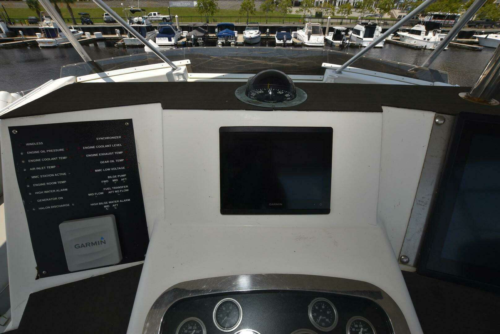 1997 Viking 50 Convertible - Image 7