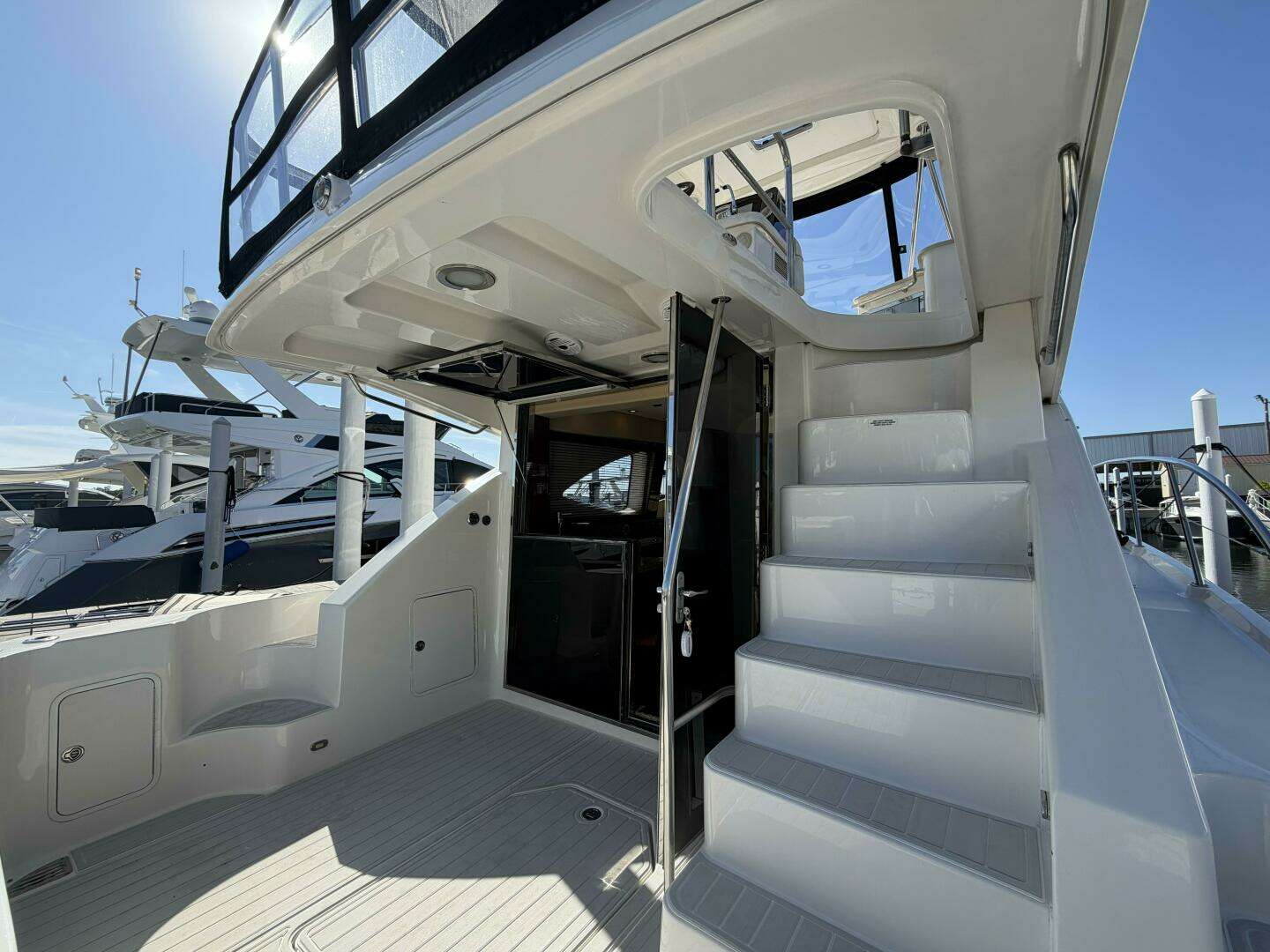2008 Sea Ray 47 Sedan Bridge - Image 13