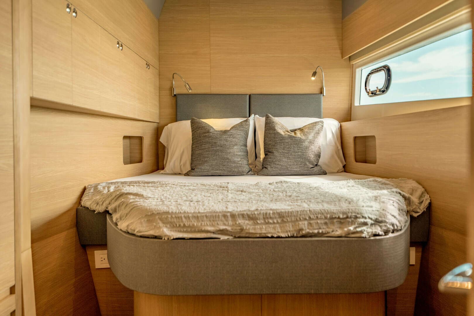 2024 Aquila 54 Yacht - Image 42