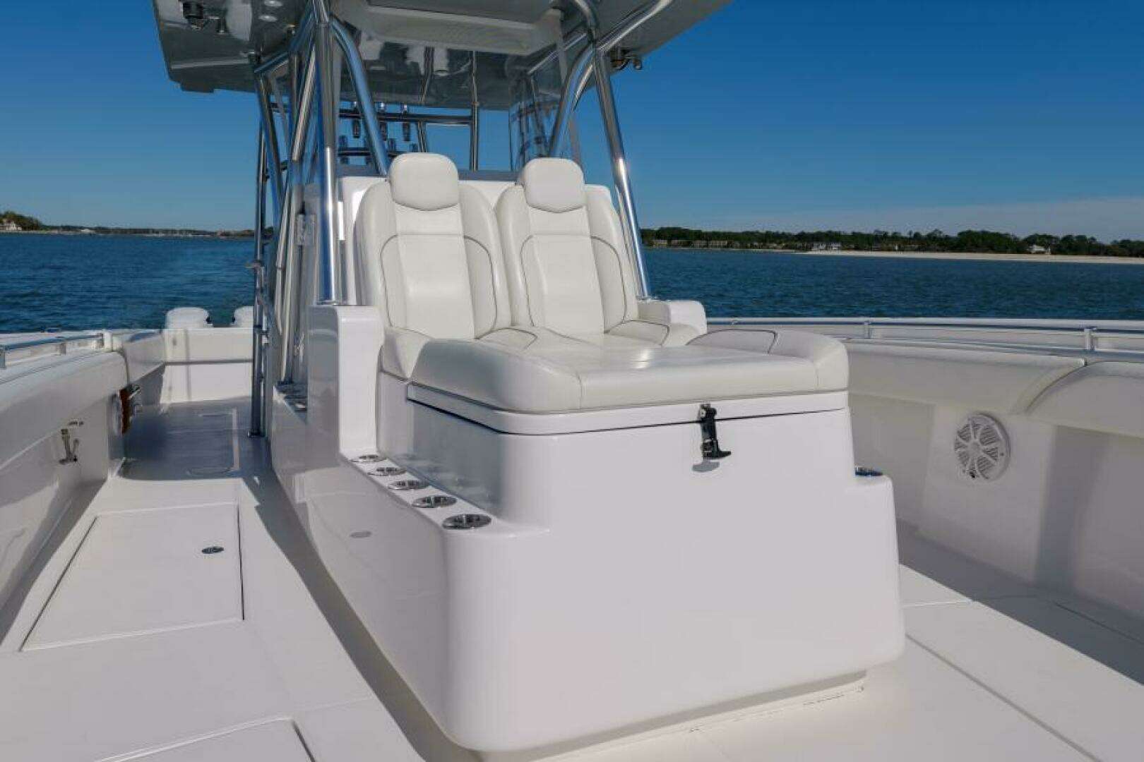 2023 SeaHunter 38 CTS - Image 15