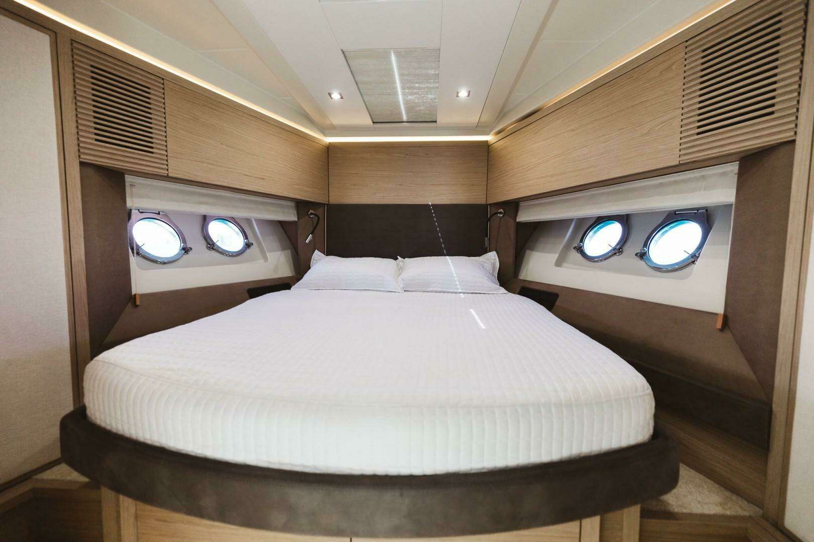 2015 Beneteau Monte Carlo 5 - Image 29