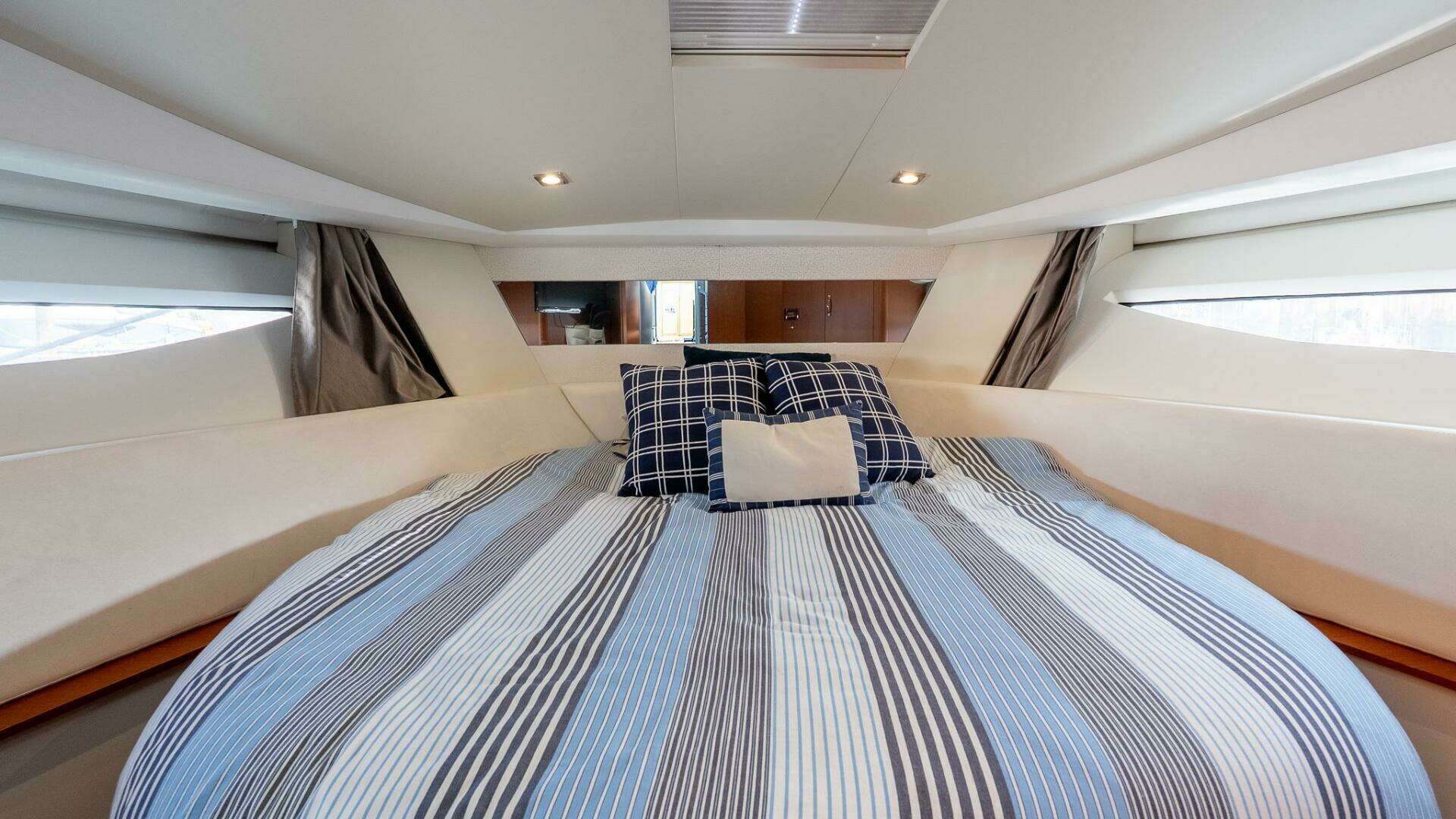2018 Jeanneau NC 11 - Image 38