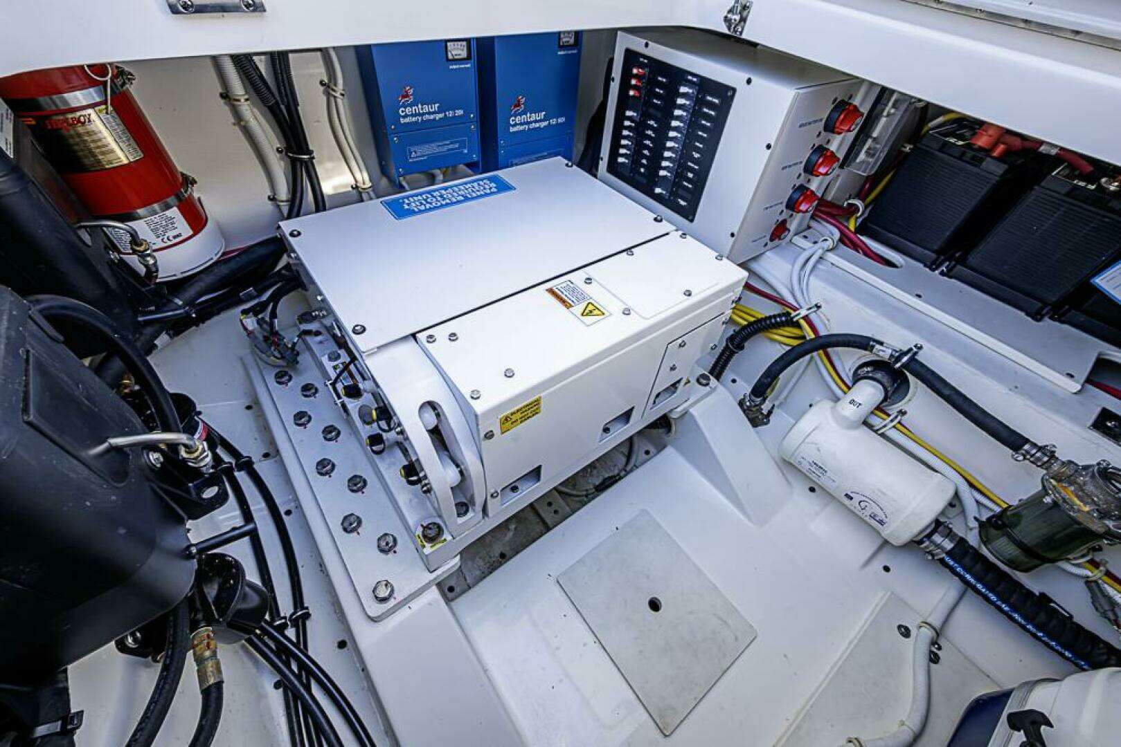 2023 Tiara Yachts 34LS - Image 27