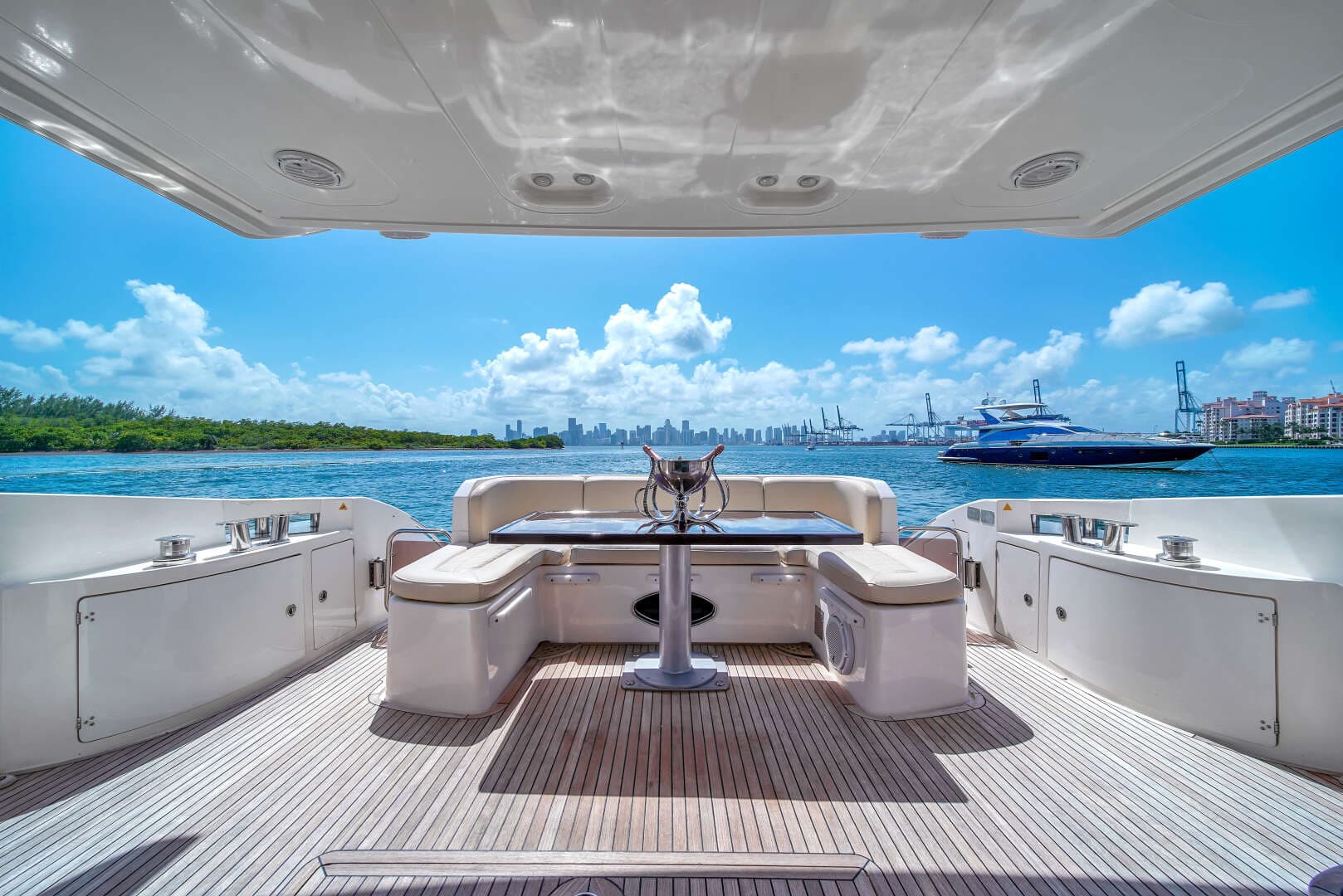 2012 Azimut 64 FLY - Image 46