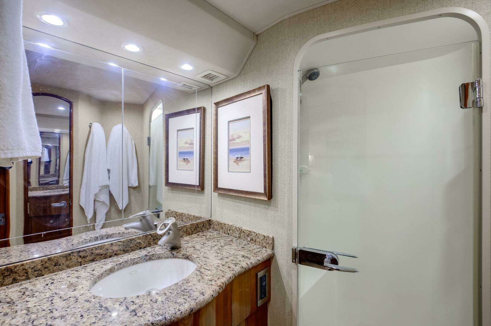 2007 Viking 56 Convertible - Image 8