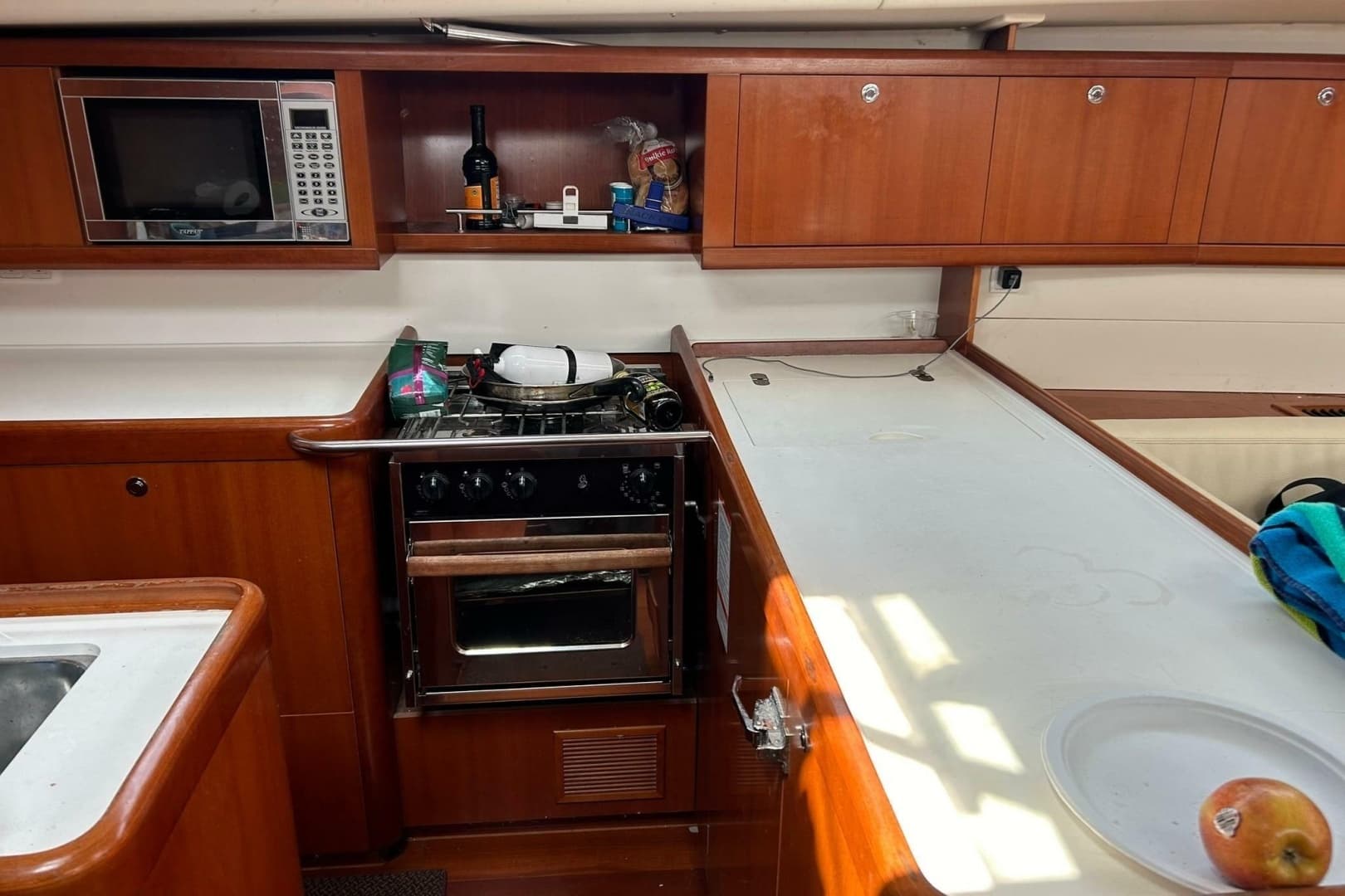2007 Beneteau Oceanis 46 - Image 9