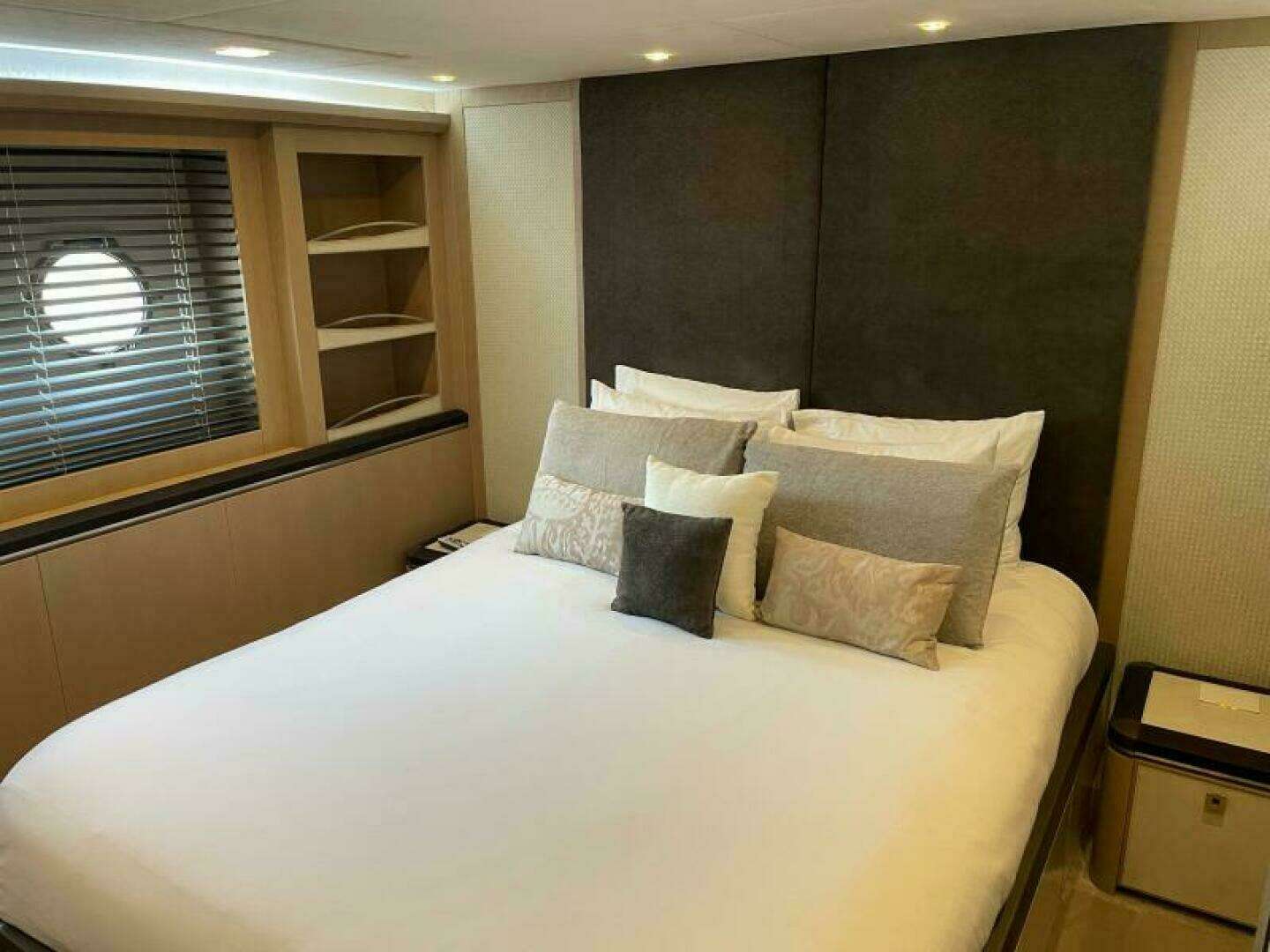2015 Monte Carlo Yachts MCY86 - Image 66
