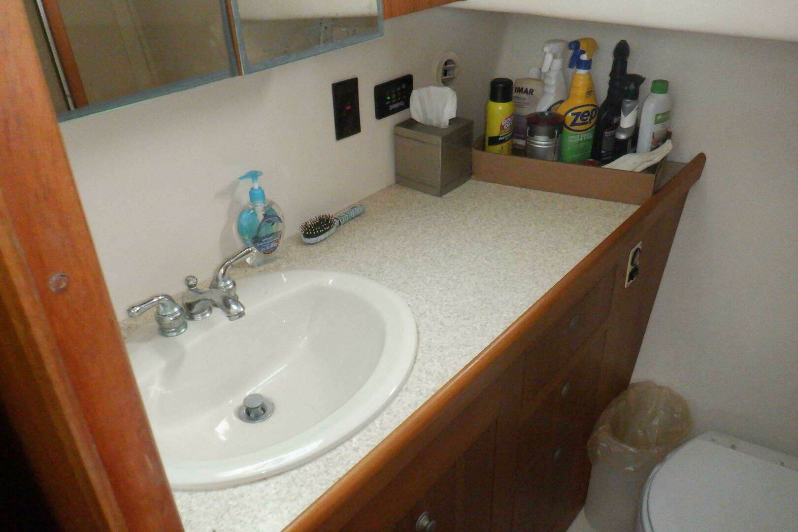 2002 Mainship 430 Trawler - Image 58