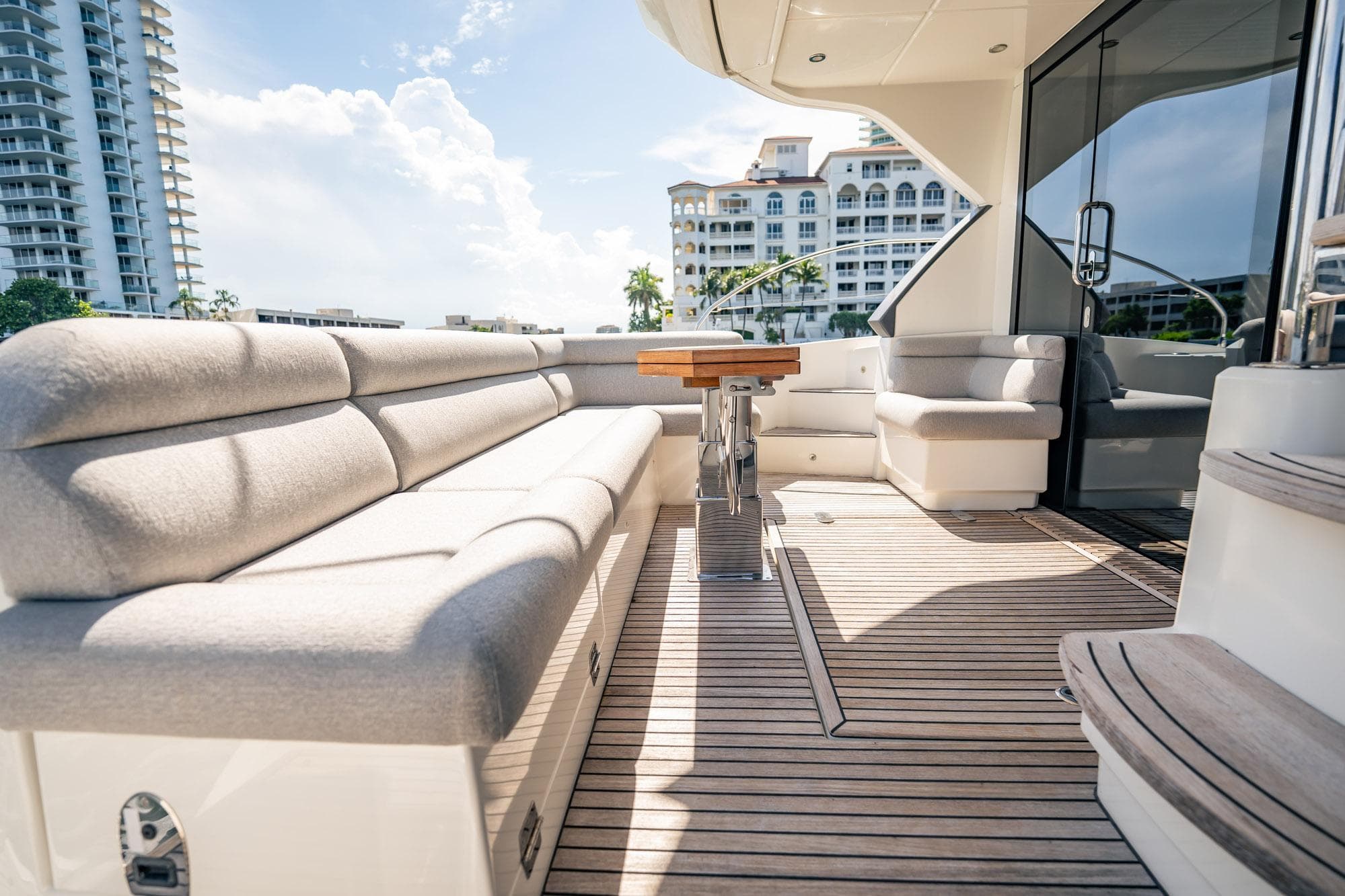 2021 Beneteau Monte Carlo 52 - 50
