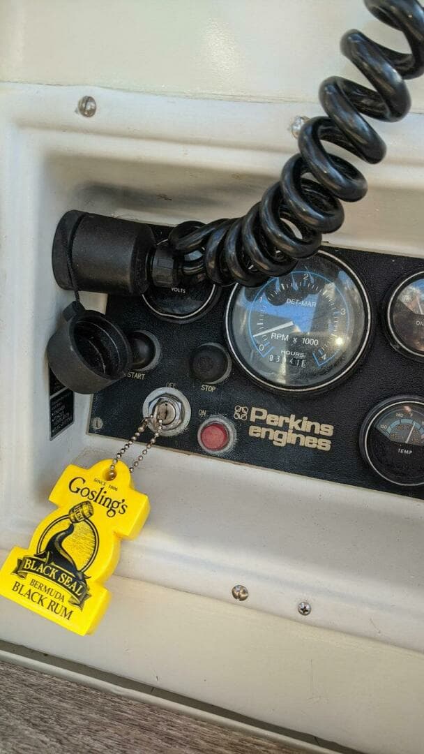 1988 Brewer STEEL HULL Kaiulani - Image 12