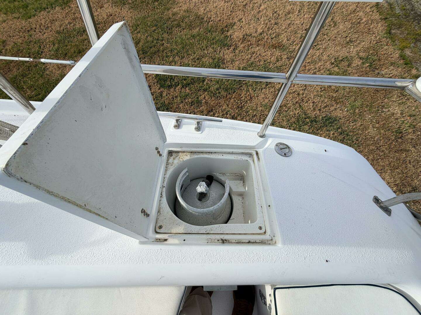 2001 Catalina 380 - Image 18