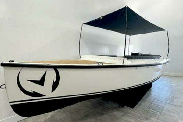 2023 Vision Fantail 217