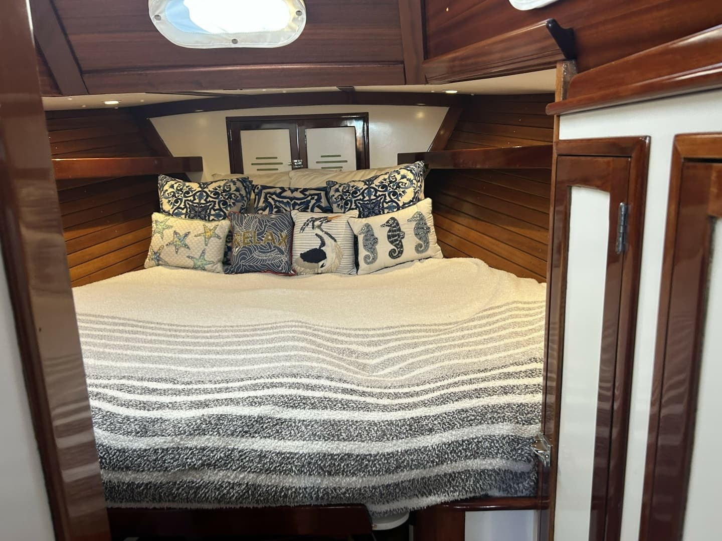 1970 Hinckley Bermuda 40 - Image 42