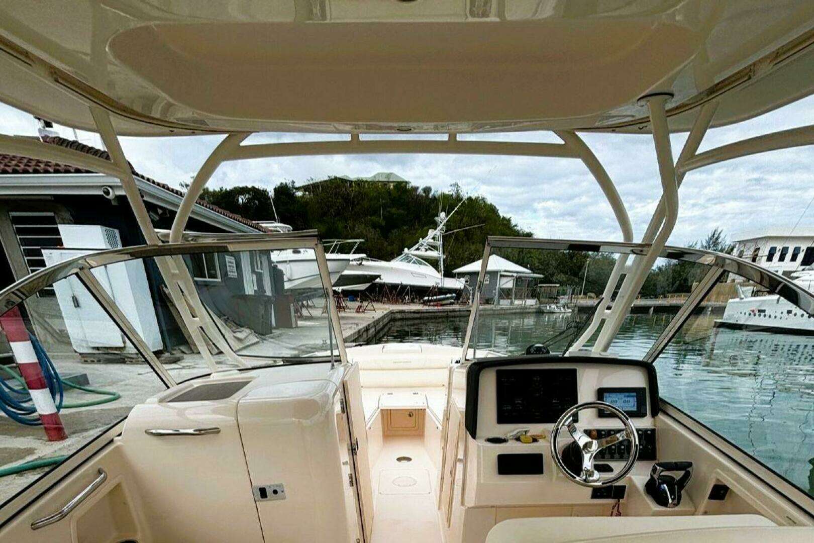2021 Grady-White Freedom 285 - Image 7
