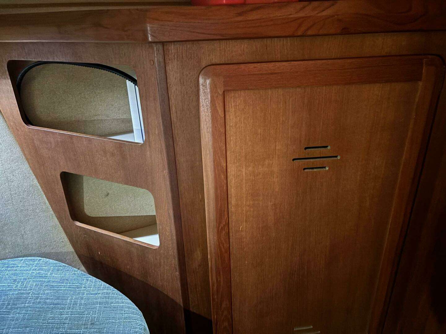 1996 Hunter 37.5 - Image 35