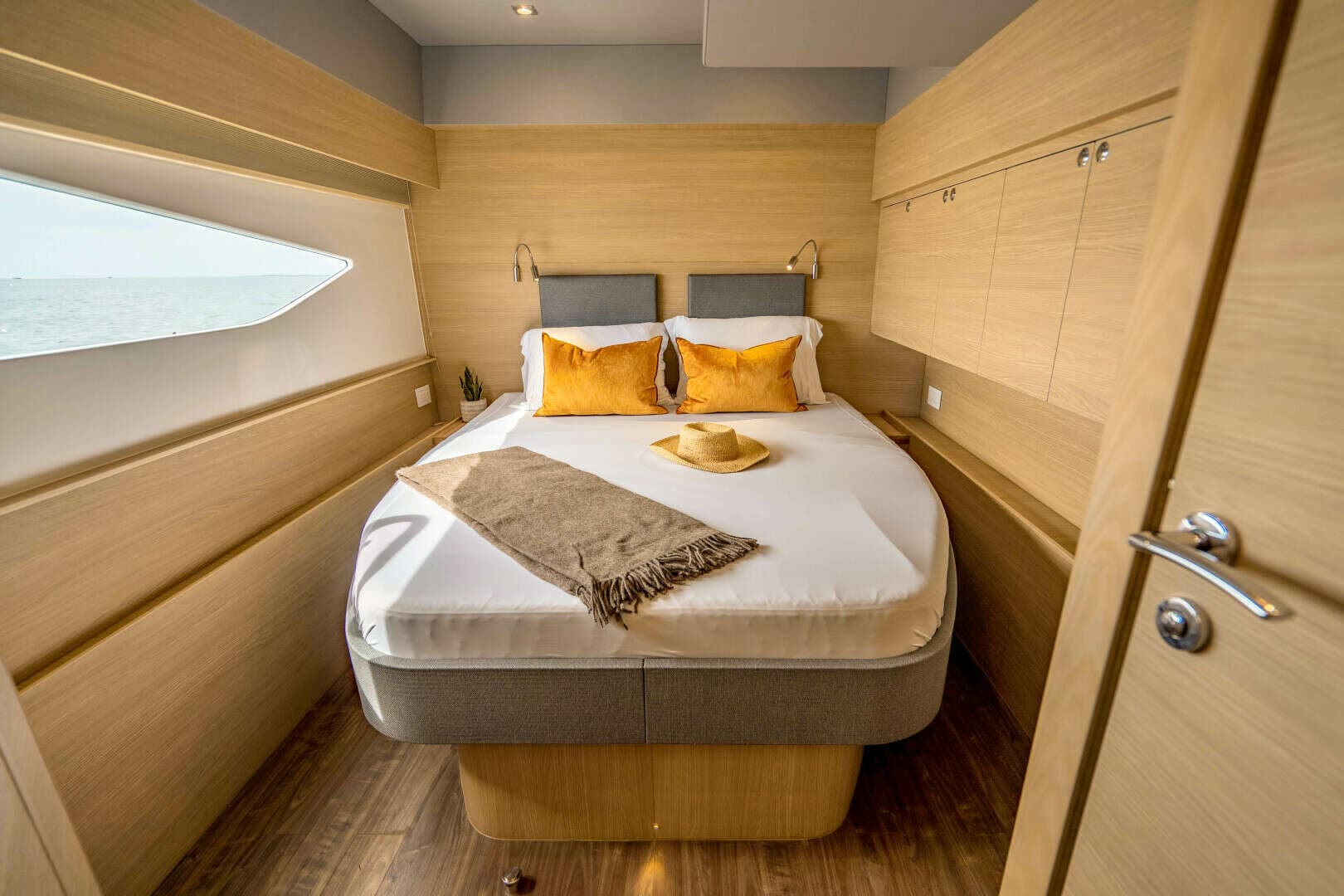 2024 Aquila 54 Yacht - Image 40
