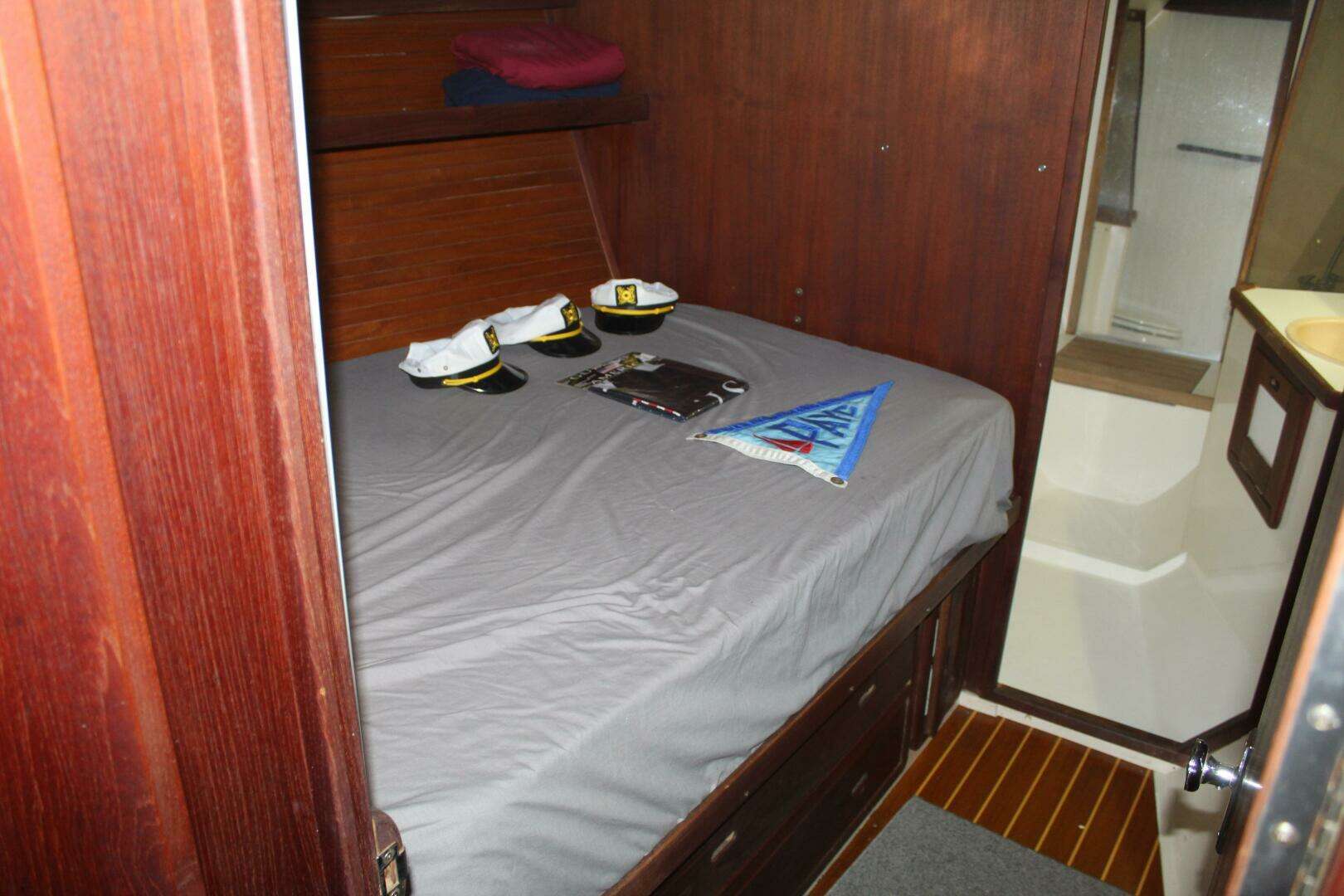 1990 Catalina 42 - Image 19