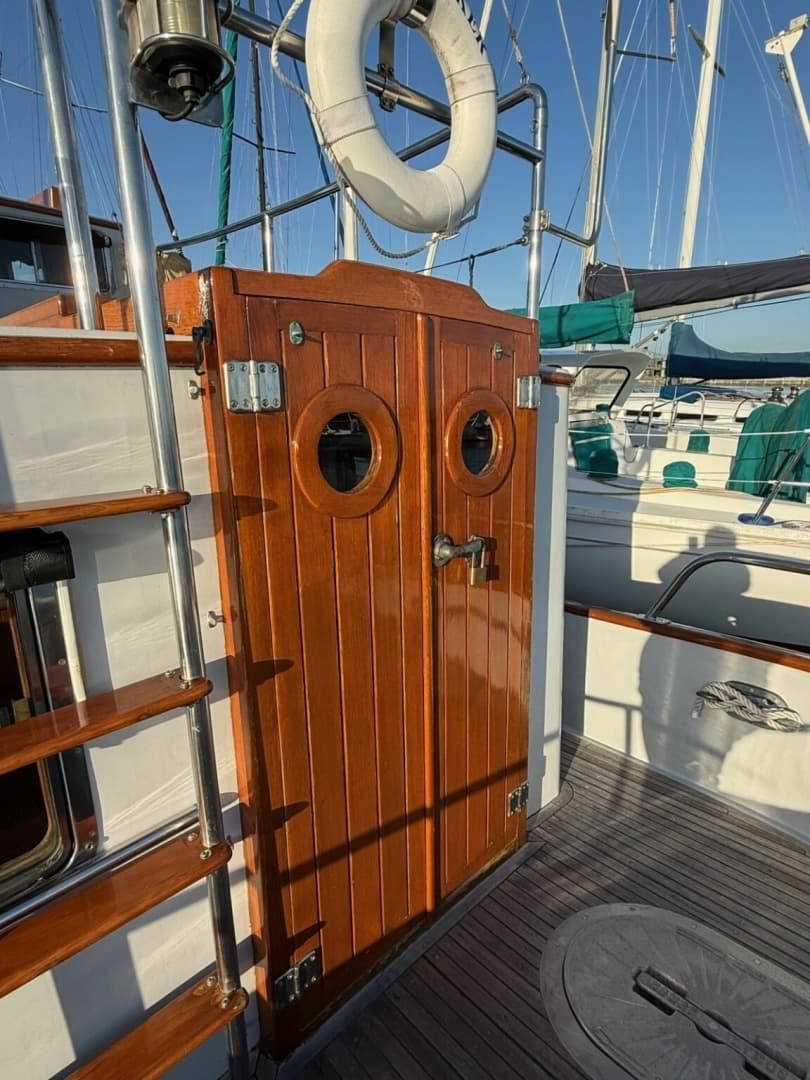 1987 Lord Nelson Victory Tug - Image 21