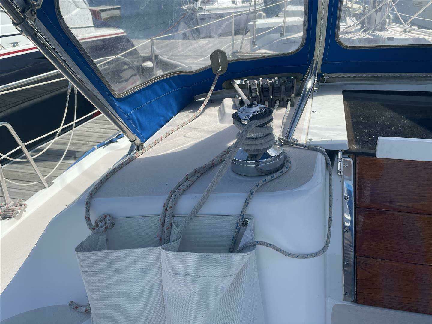 1997 Catalina — - Image 34