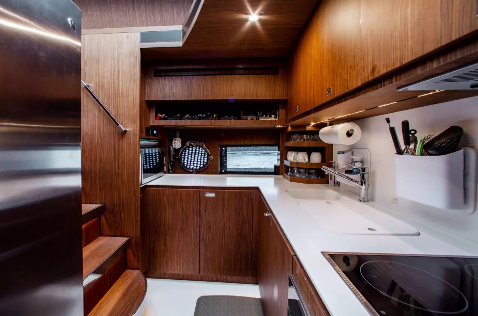 2017 Riva 88 Domino Super - Image 25