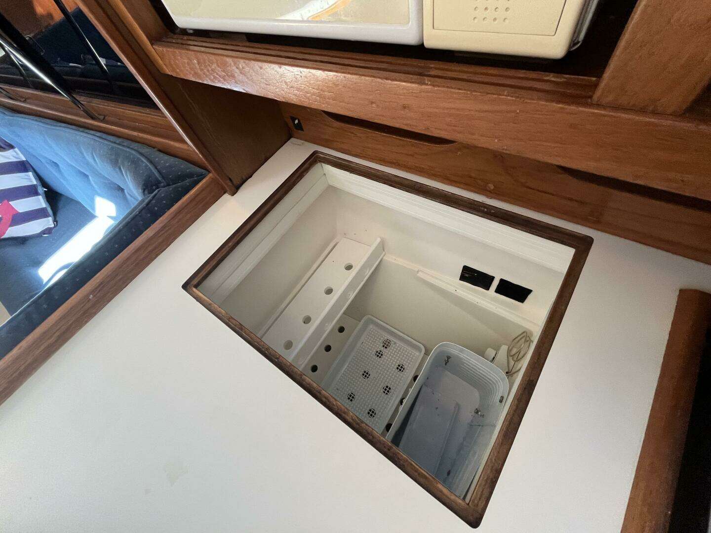 1992 Catalina — - Image 51